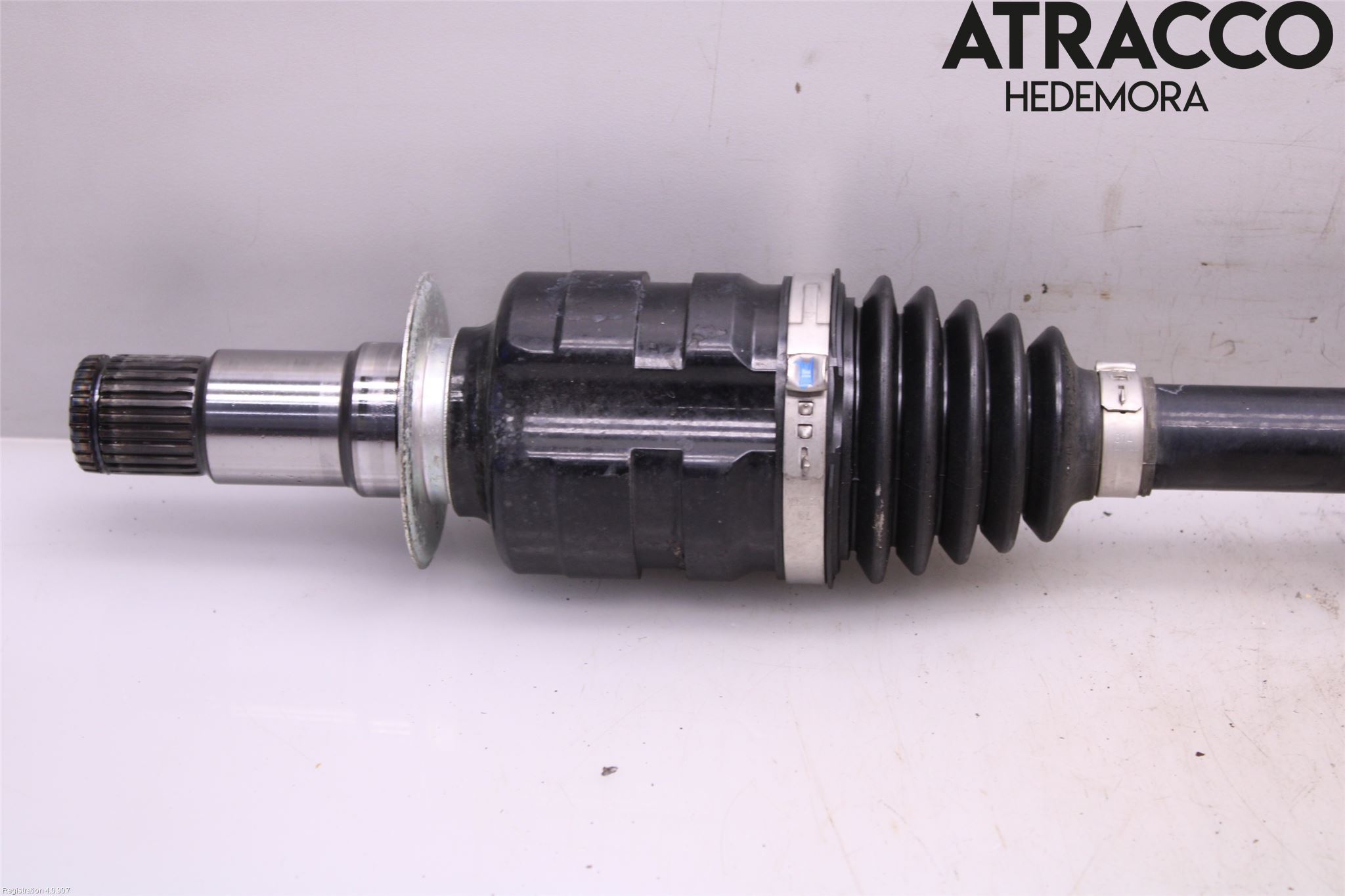 Toyota COROLLA 19- Drivaxel Fram Höger