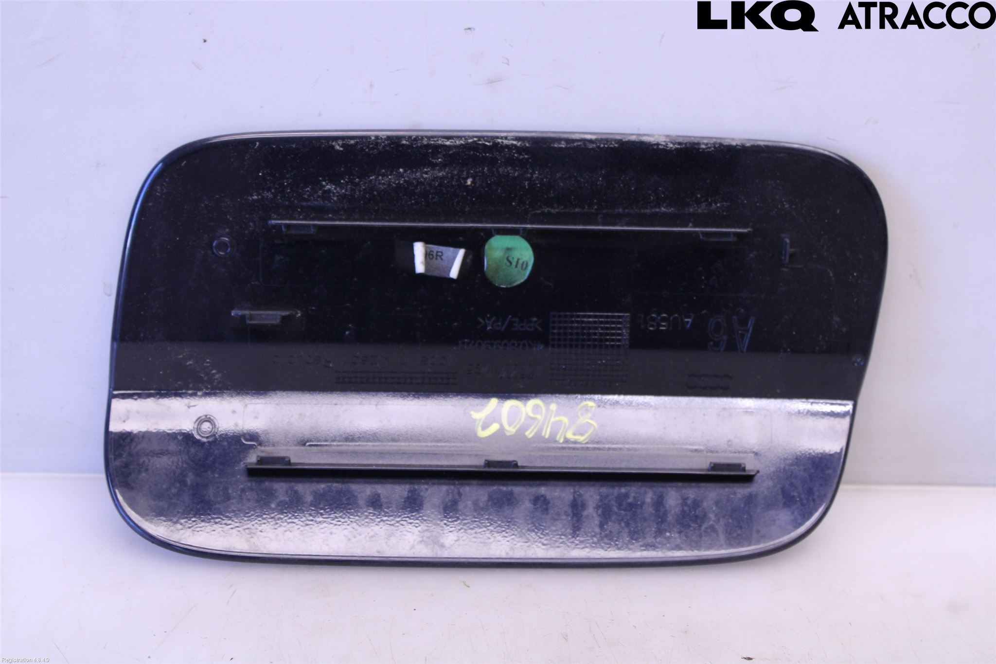 Audi A6 F2/C8 19- Tanklucka