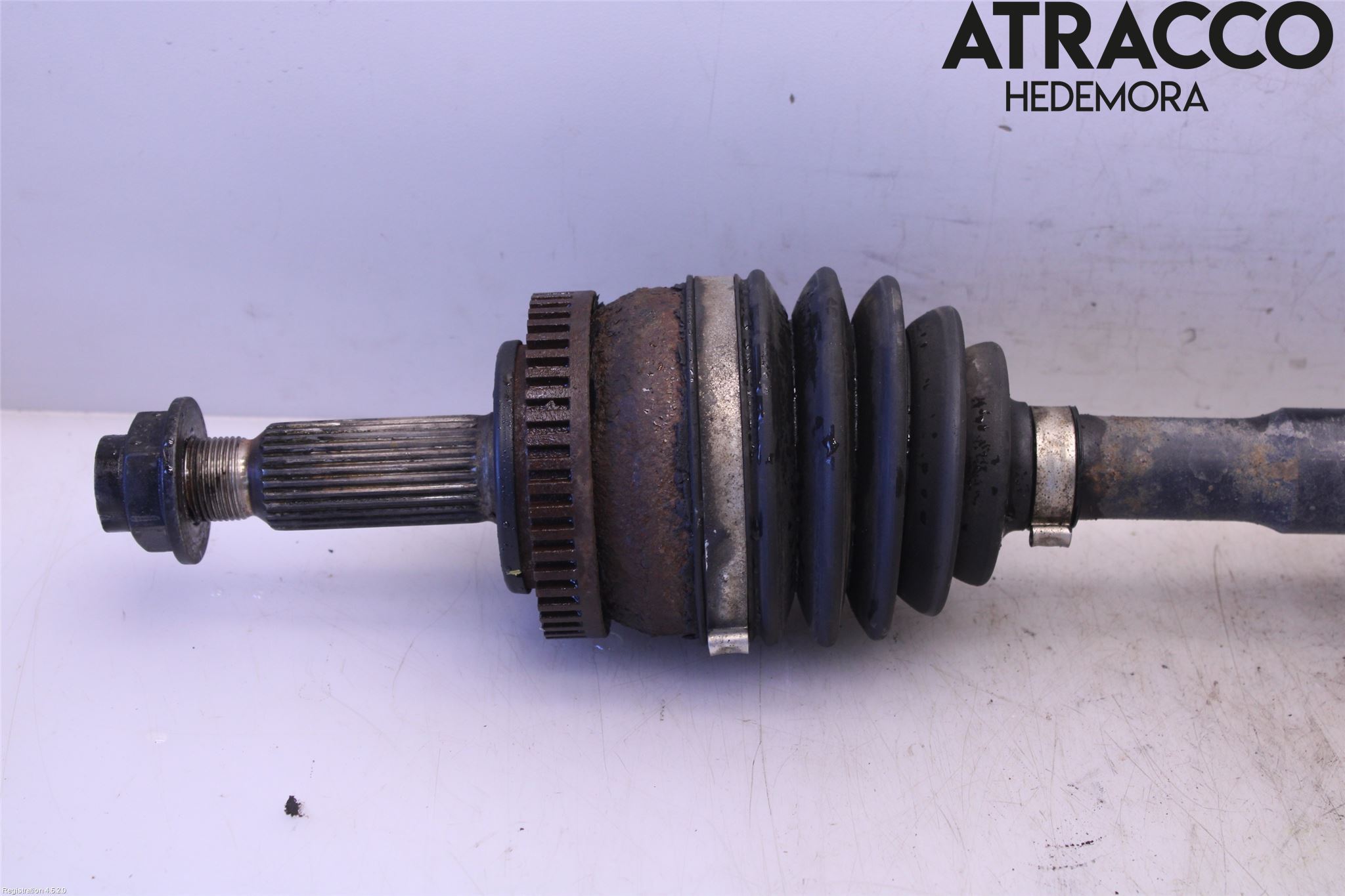 Audi A4/S4 08-11 Drivaxel Fram Höger