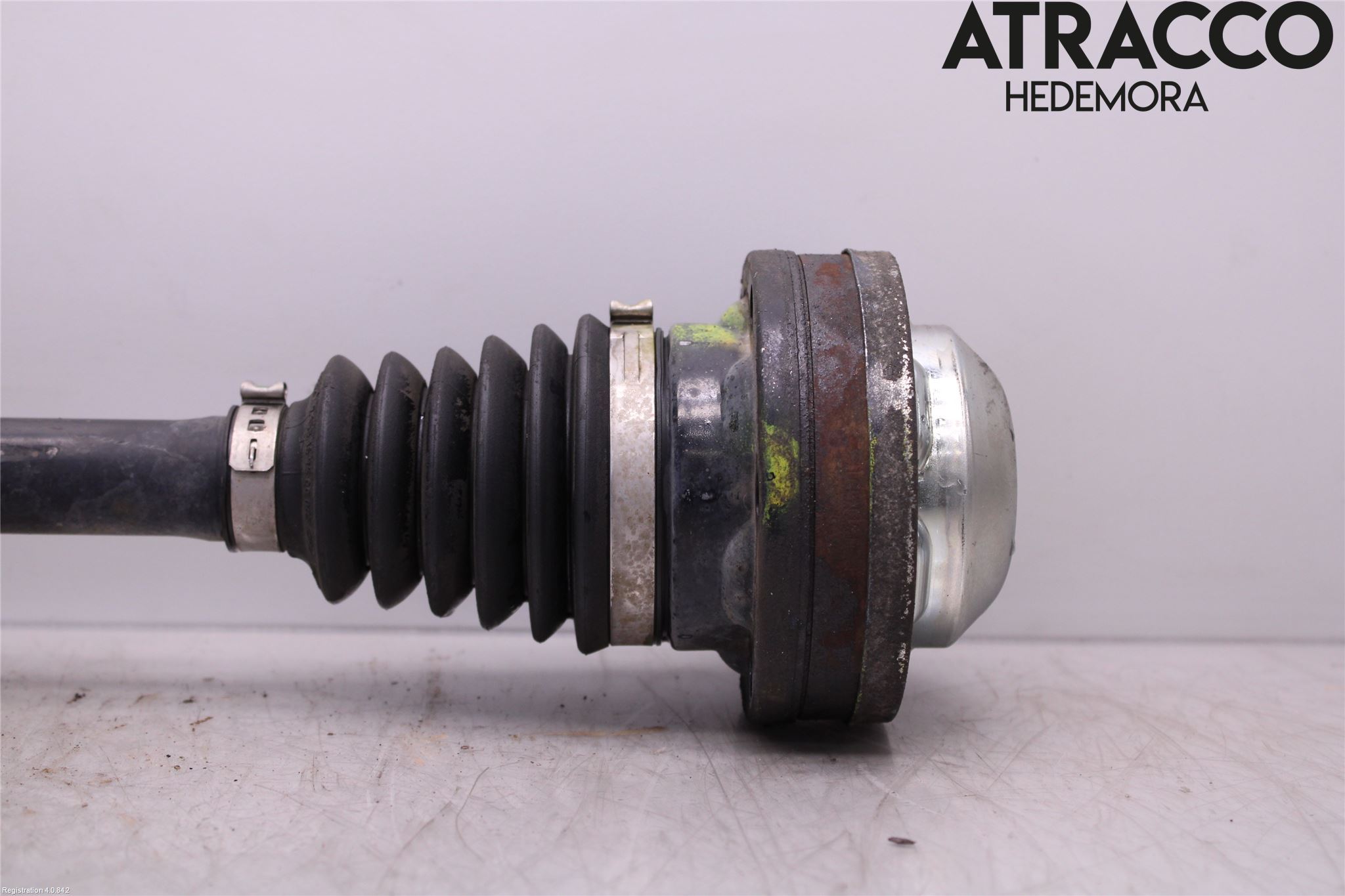 Volkswagen VW TRANSP/CARAVELLE (T5) 04-15 Drivaxel Fram Vänster
