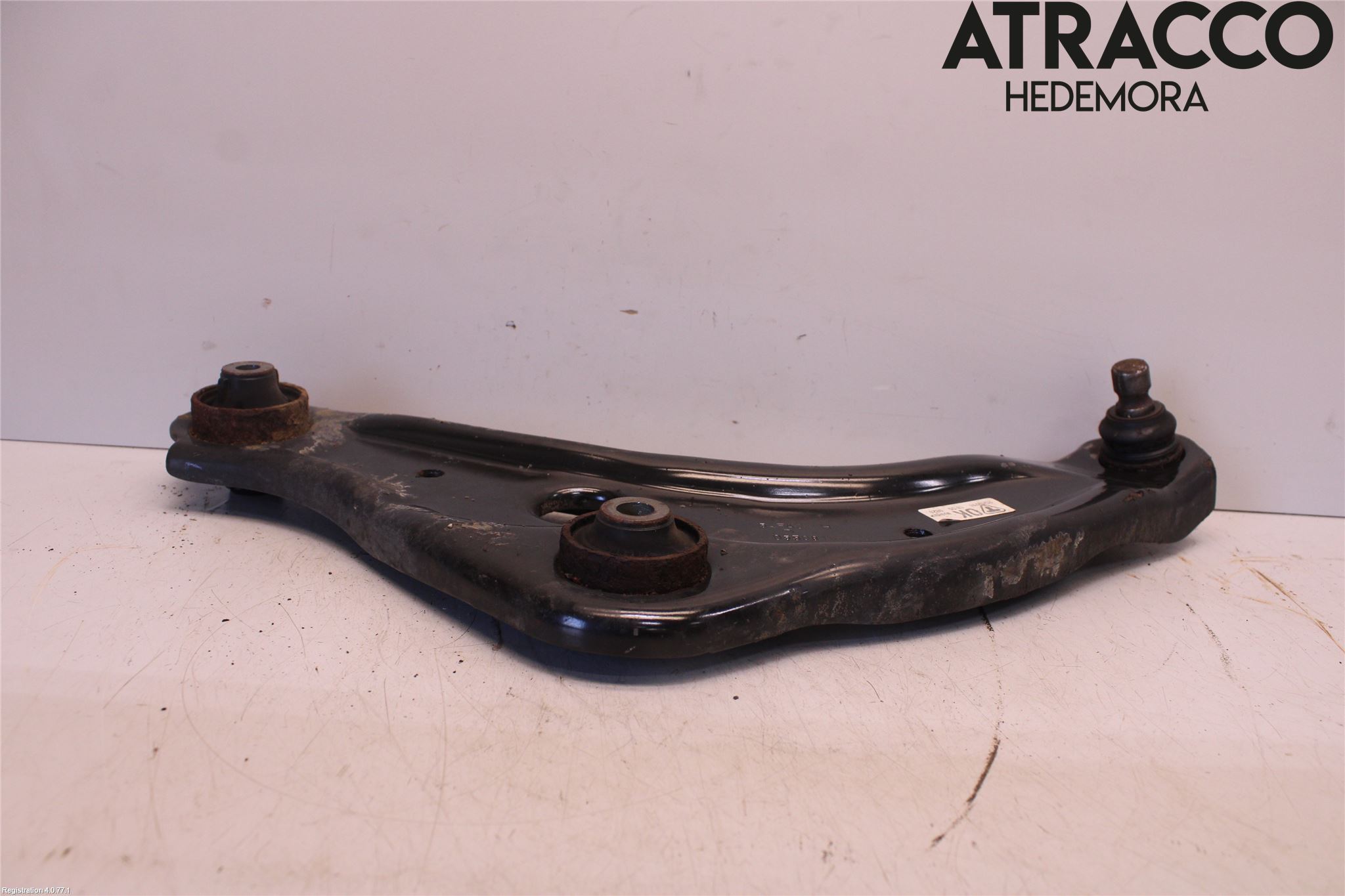 Nissan QASHQAI 14-17 Bärarm Fram Undre Vä
