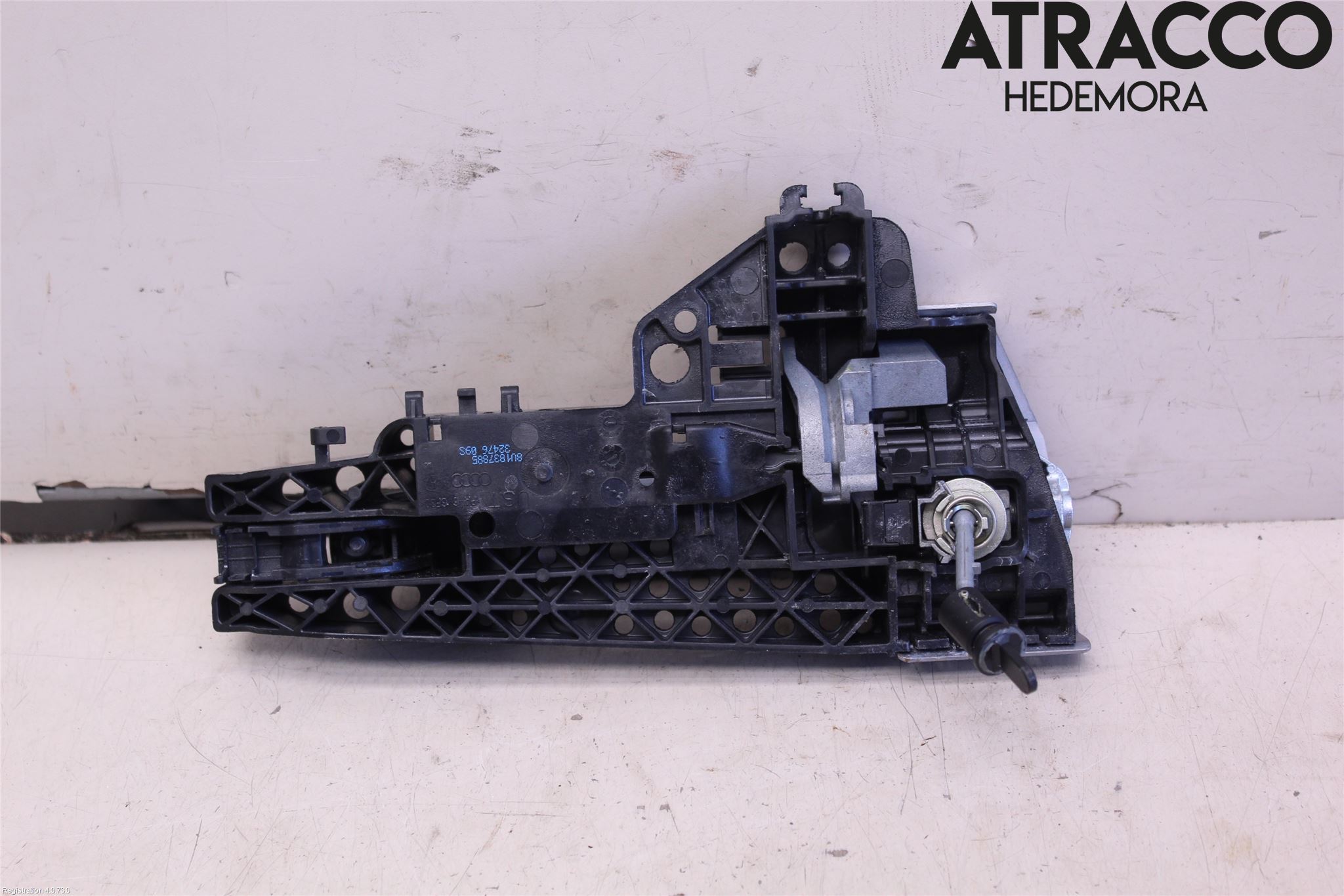 Audi Q3 8U 12-18 Dörrhandtag Yttre Vä