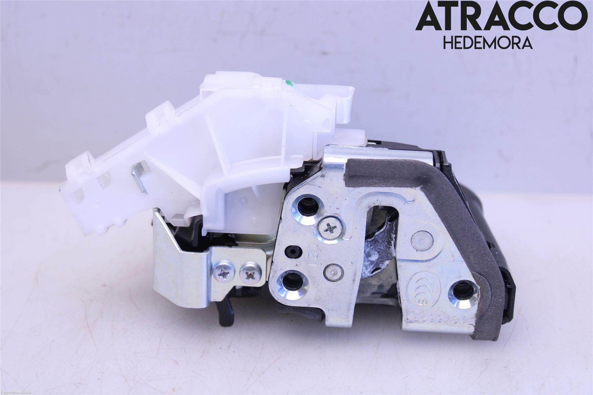 Toyota C-HR 16-23 Låskista-Dörrlås