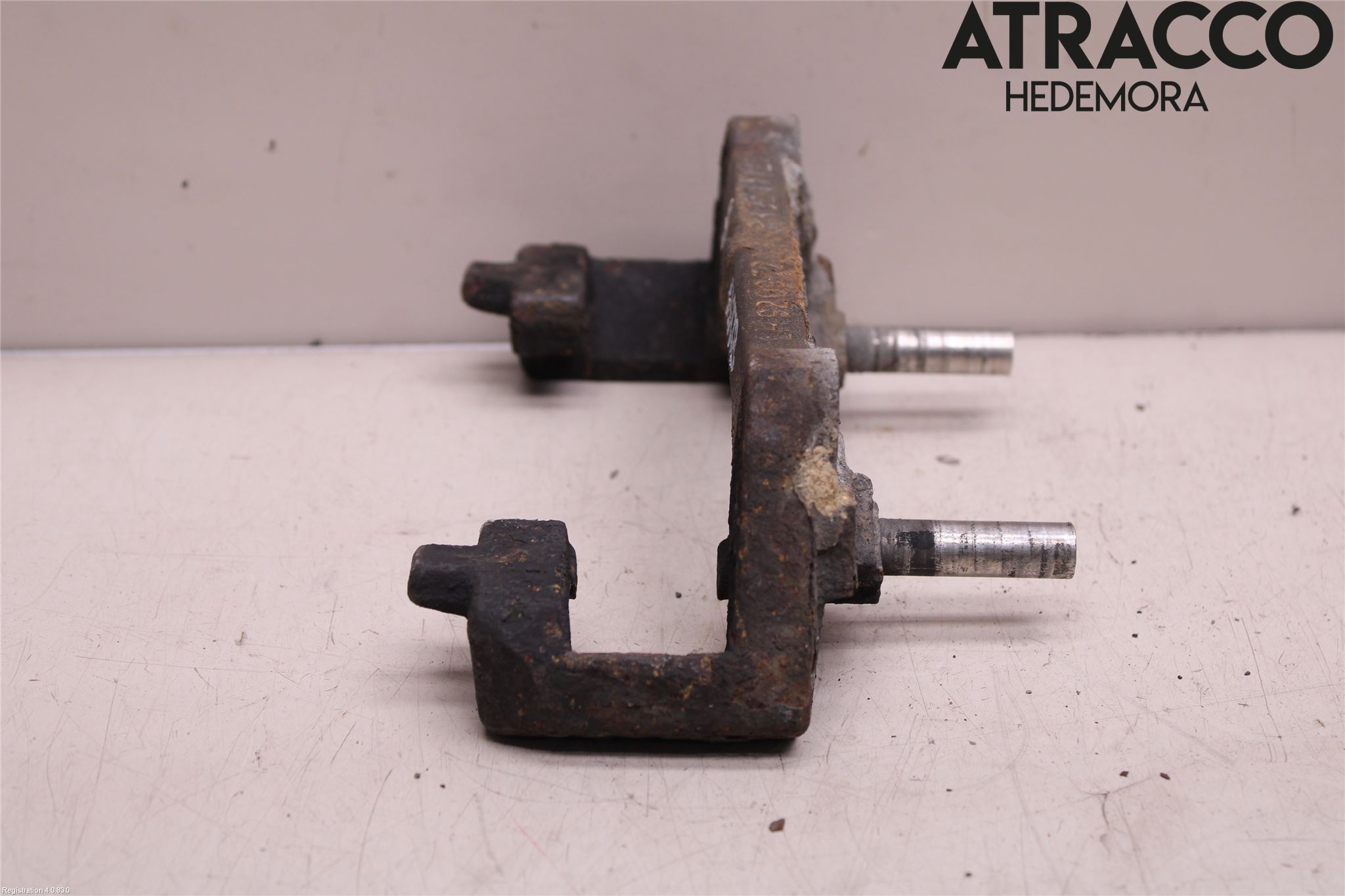 Volvo V70 00-04 Bromsokshållare