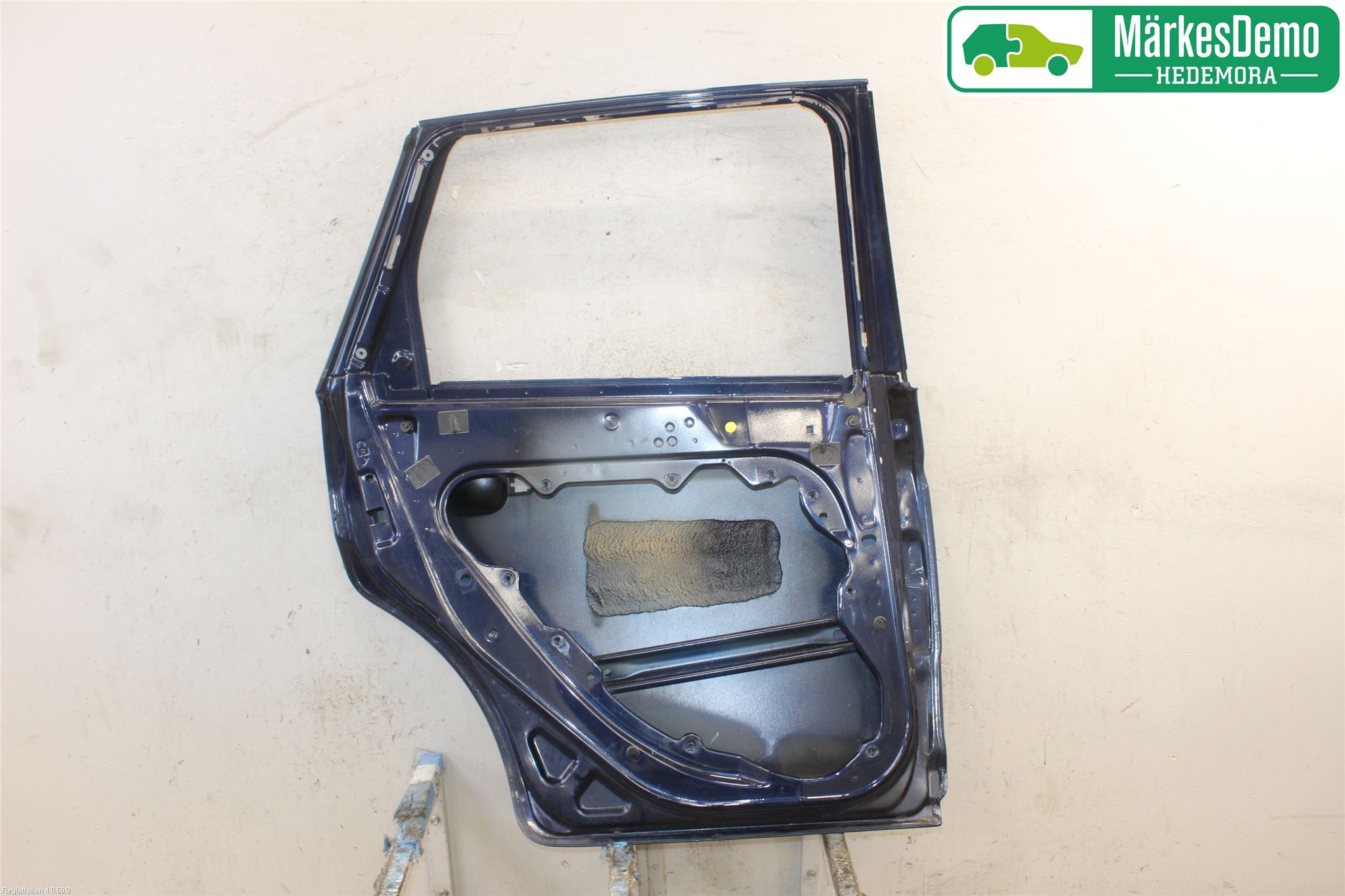 Ford FOCUS     04-07 Dörr Bak Vänster