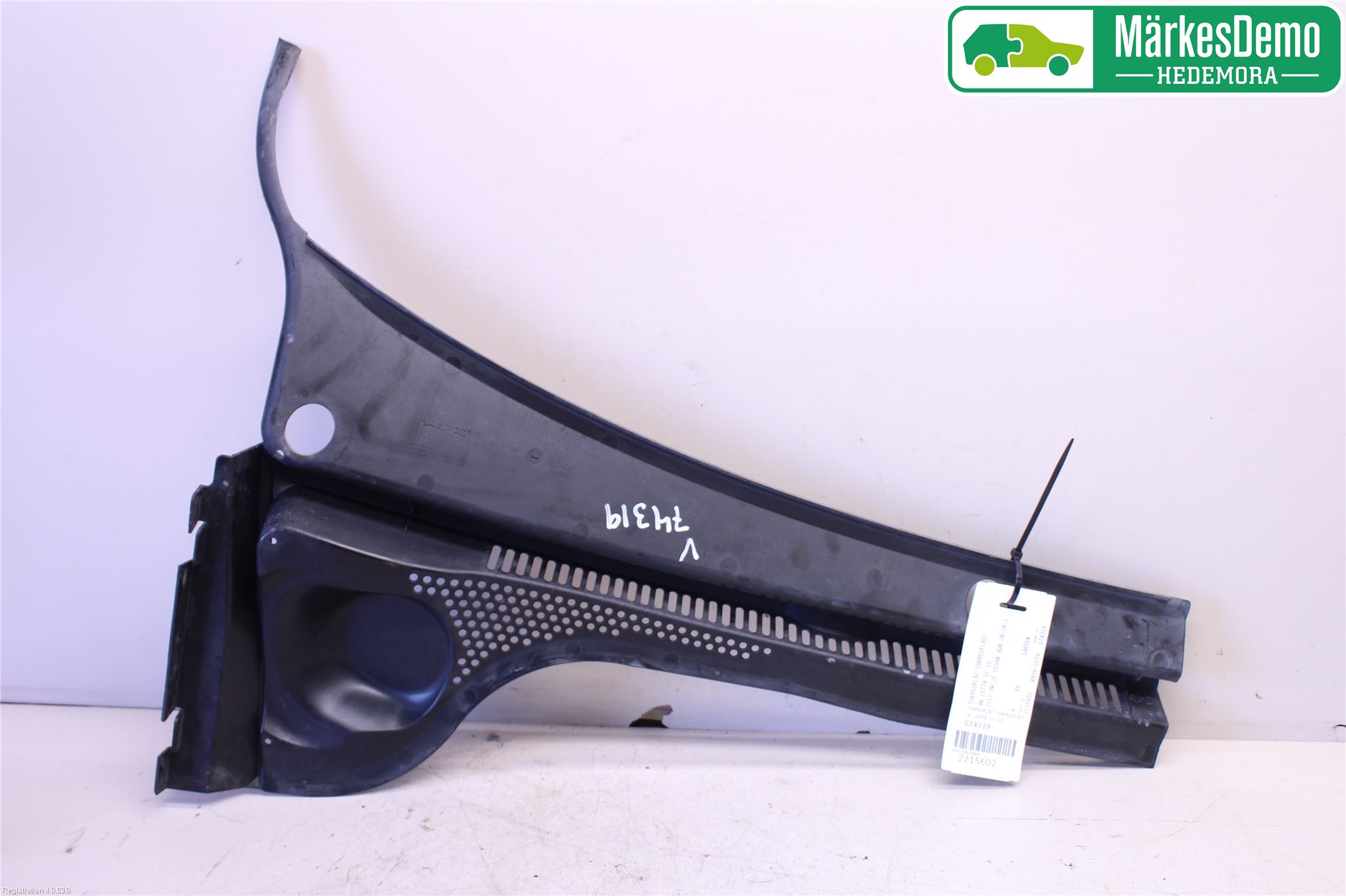 Volkswagen VW JETTA VI 11- Torpedplåt-Torpedplast