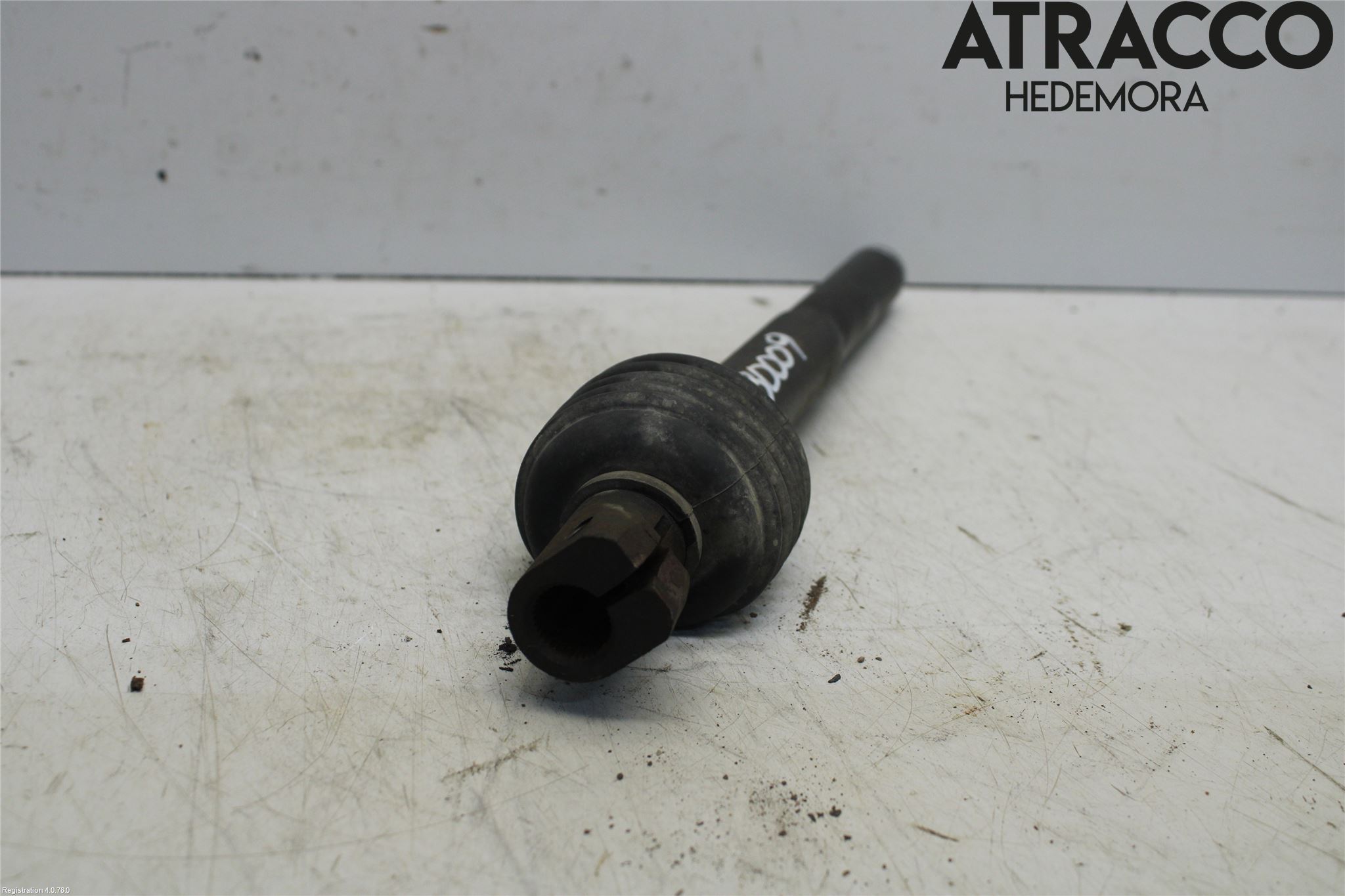 Kia SORENTO 10-14 Rattaxelknut