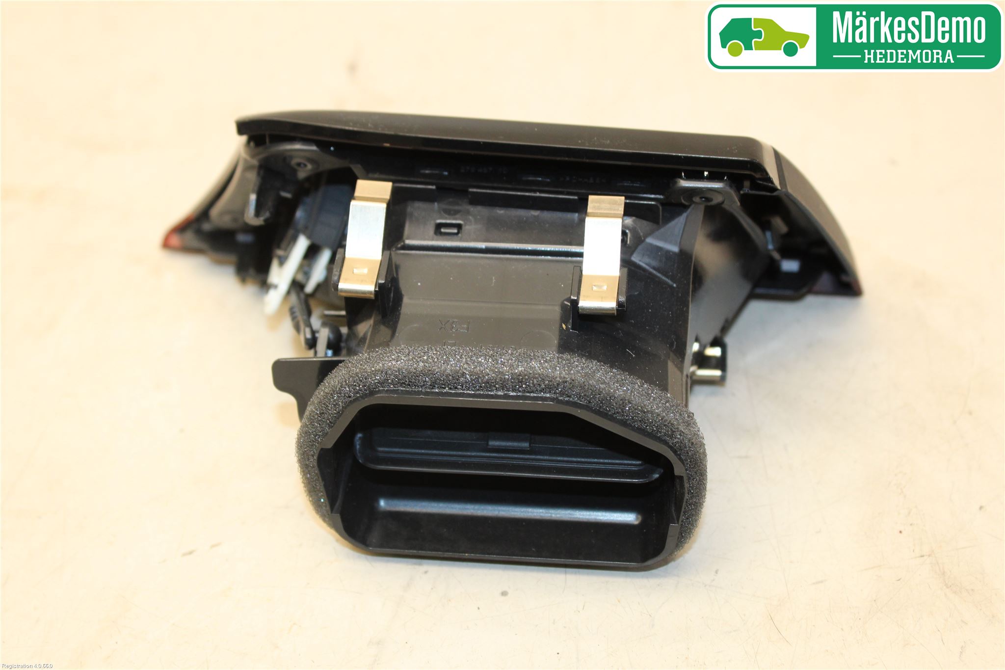 BMW 3 F30/F31/F80 12-19 Defrosterkanal-Munstycke