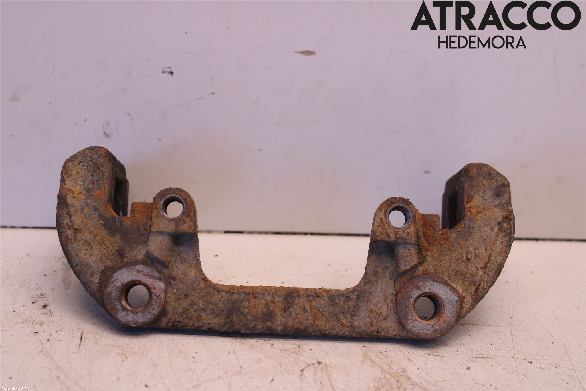 BMW 3 E46      98-05 Bromsokshållare