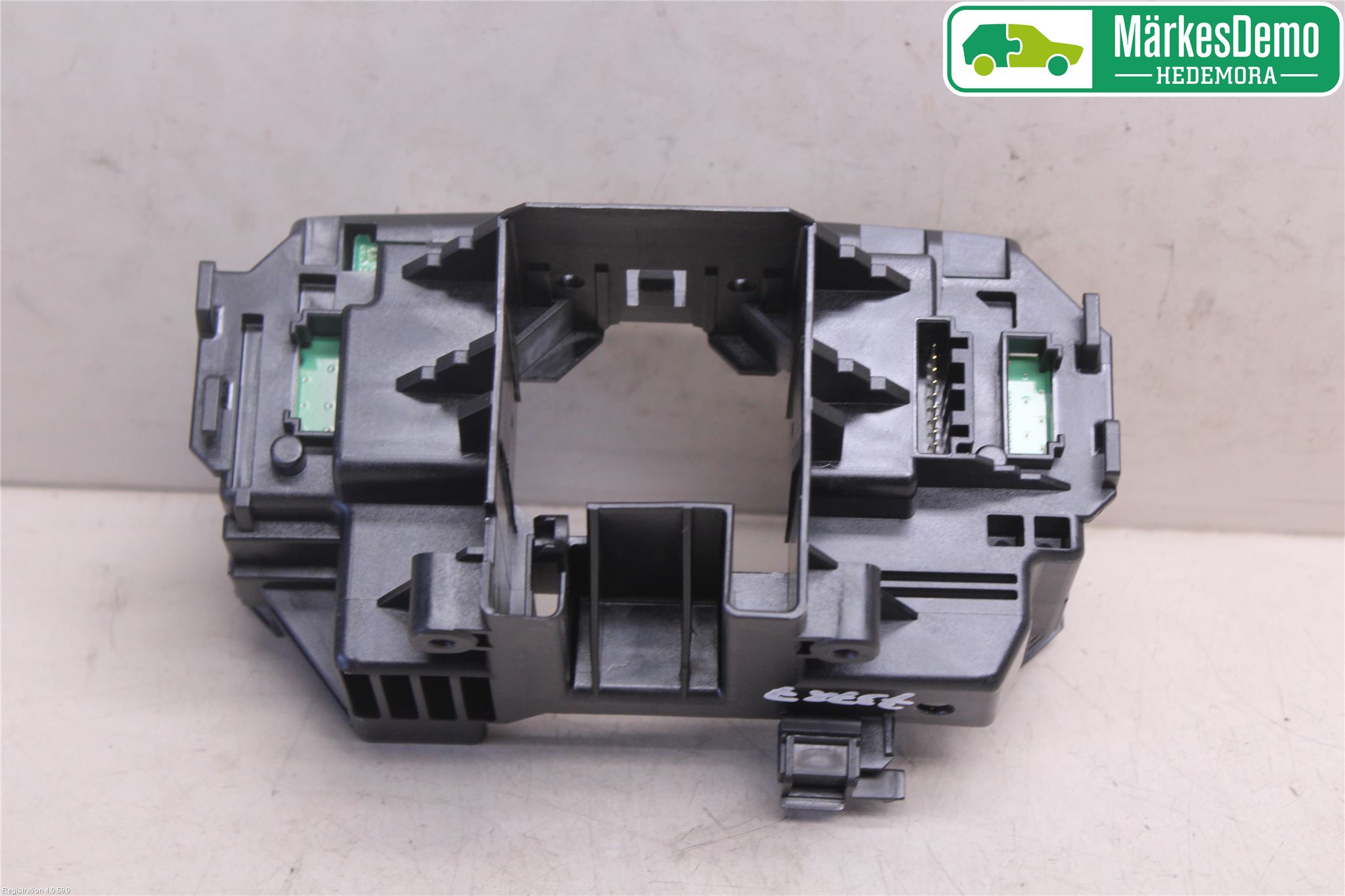 Volvo V60 14-18 Spakcentral