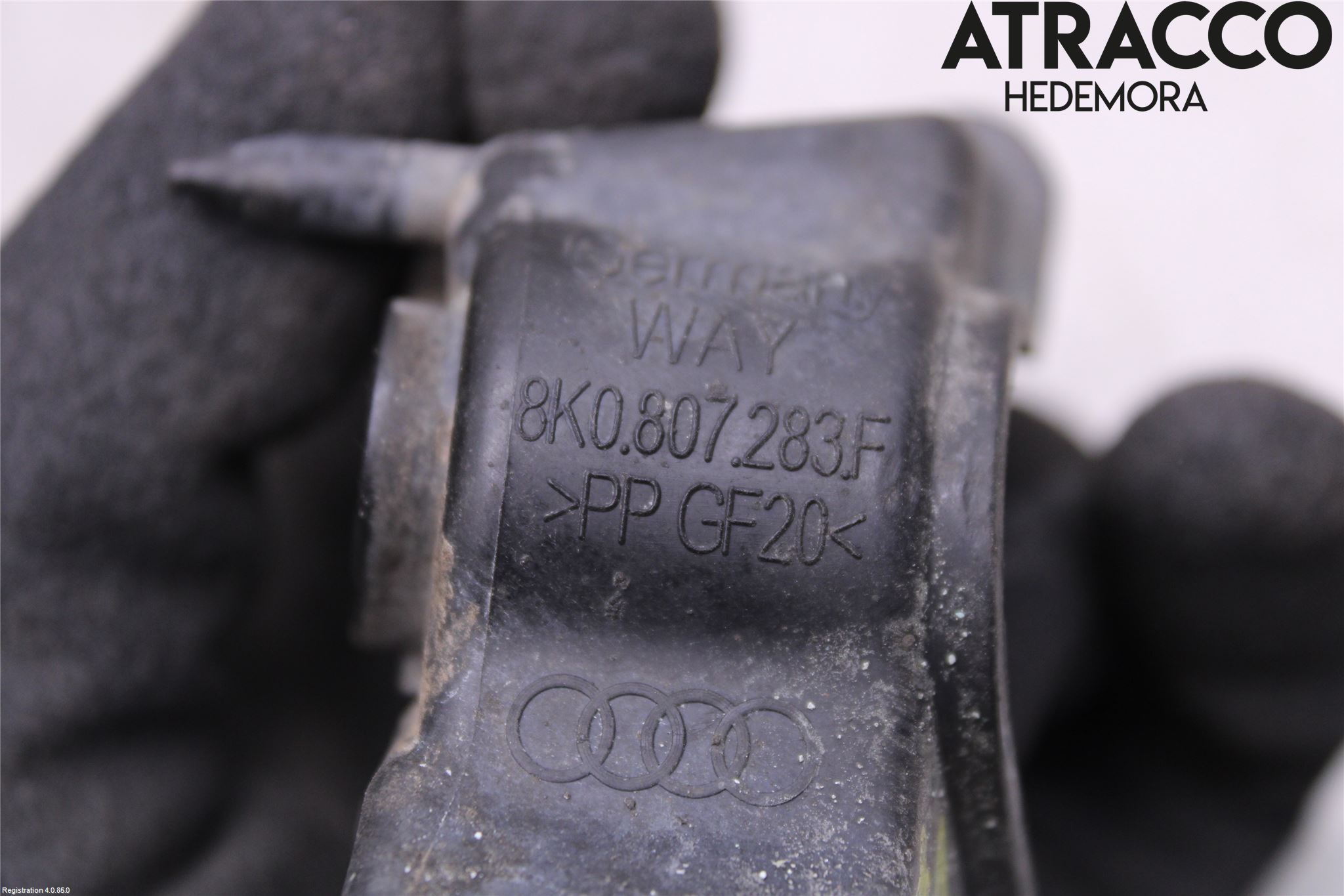 Audi A4 12-15 Stötfångarfäste Fram Vä