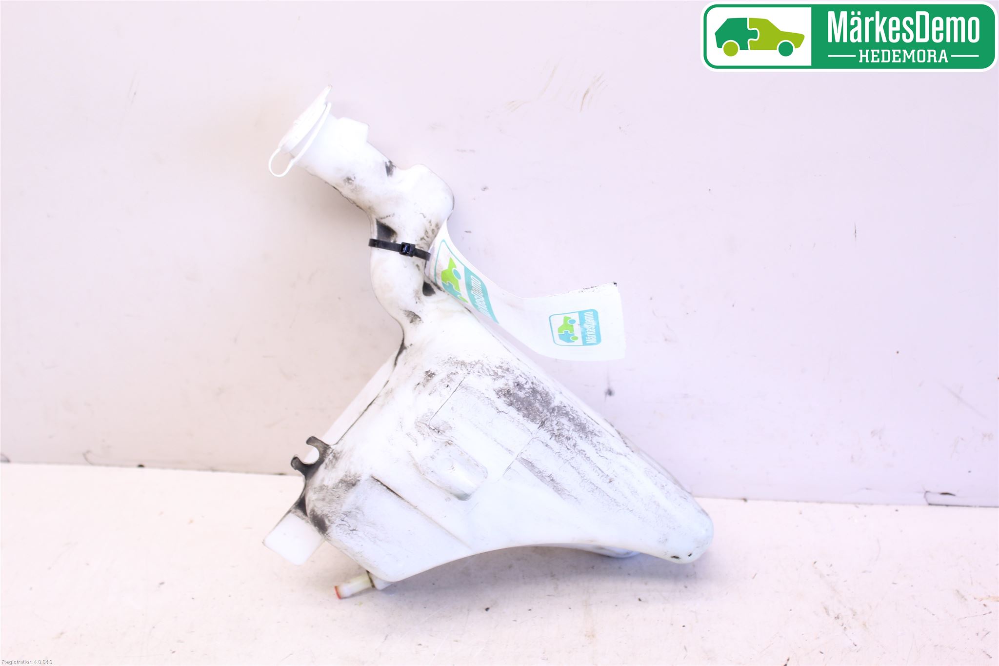 Mitsubishi OUTLANDER 13-21 Expansionstank