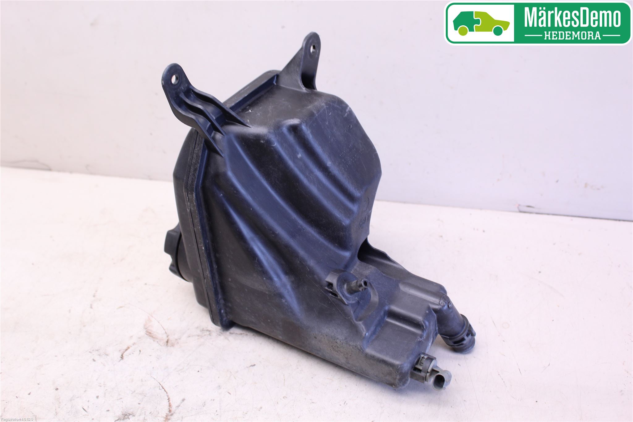 BMW 3 E90/91 SED/TOU 05-12 Expansionstank