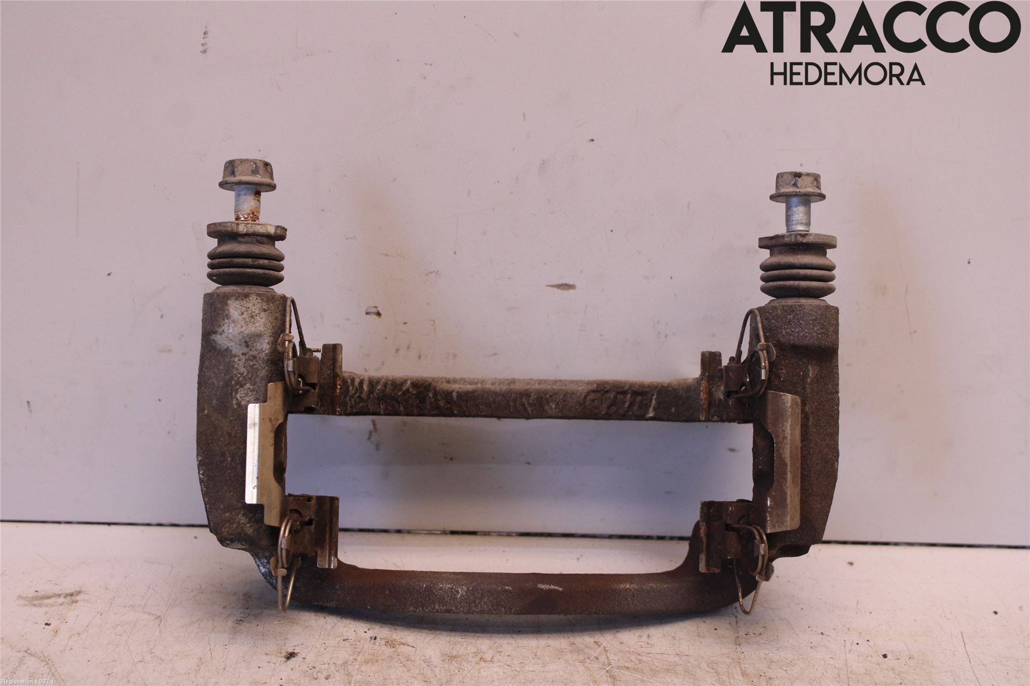 Suzuki VITARA 15- Bromsokshållare