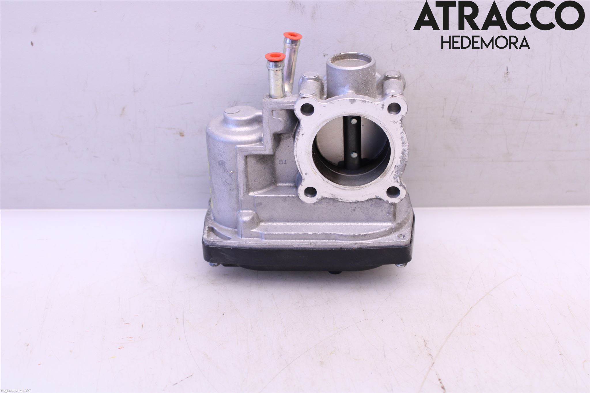 Mitsubishi SPACE STAR 13- Injspjällhus