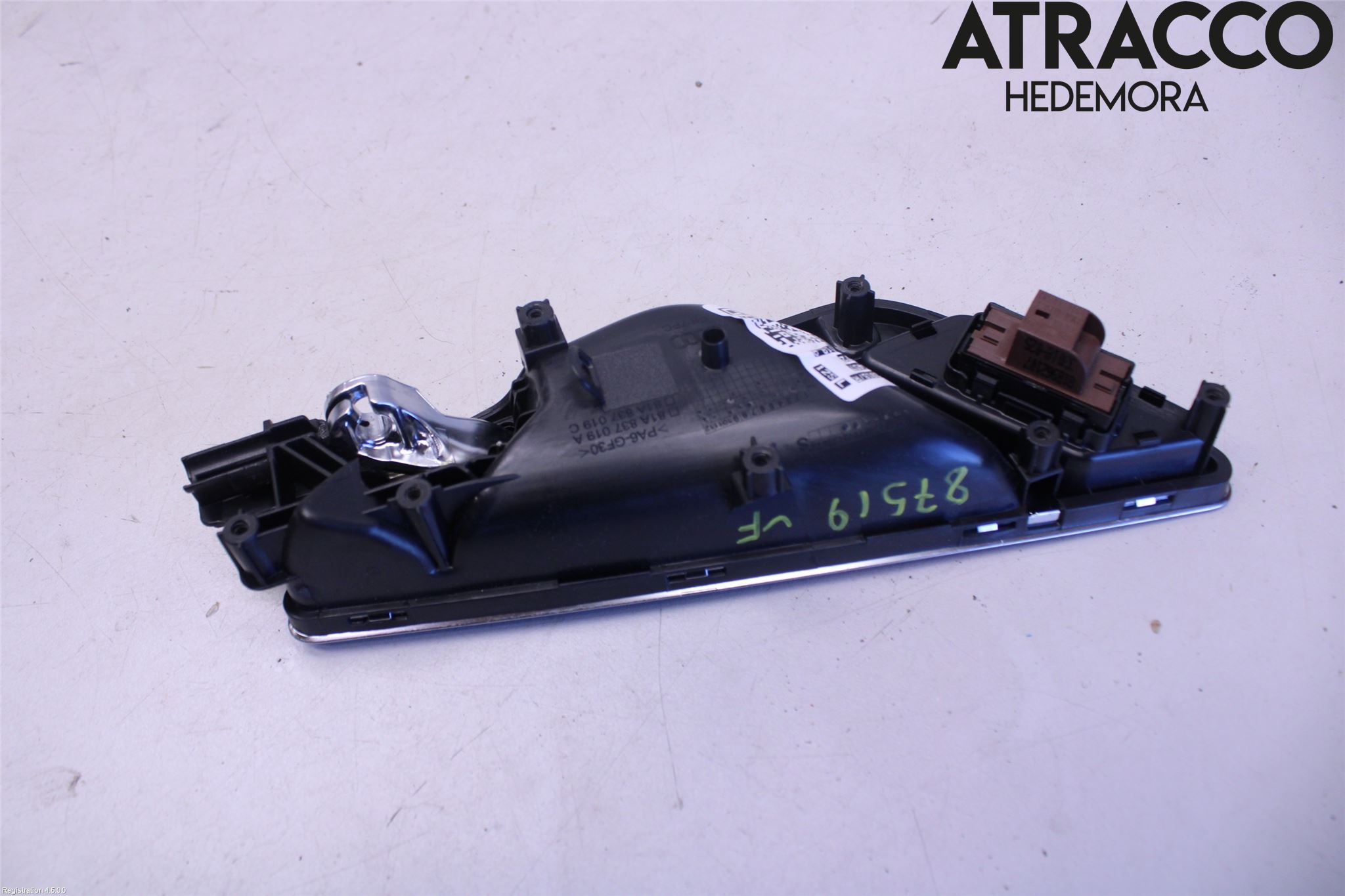 Audi Q2/SQ2 17- Dörrhandtag Inre Vä