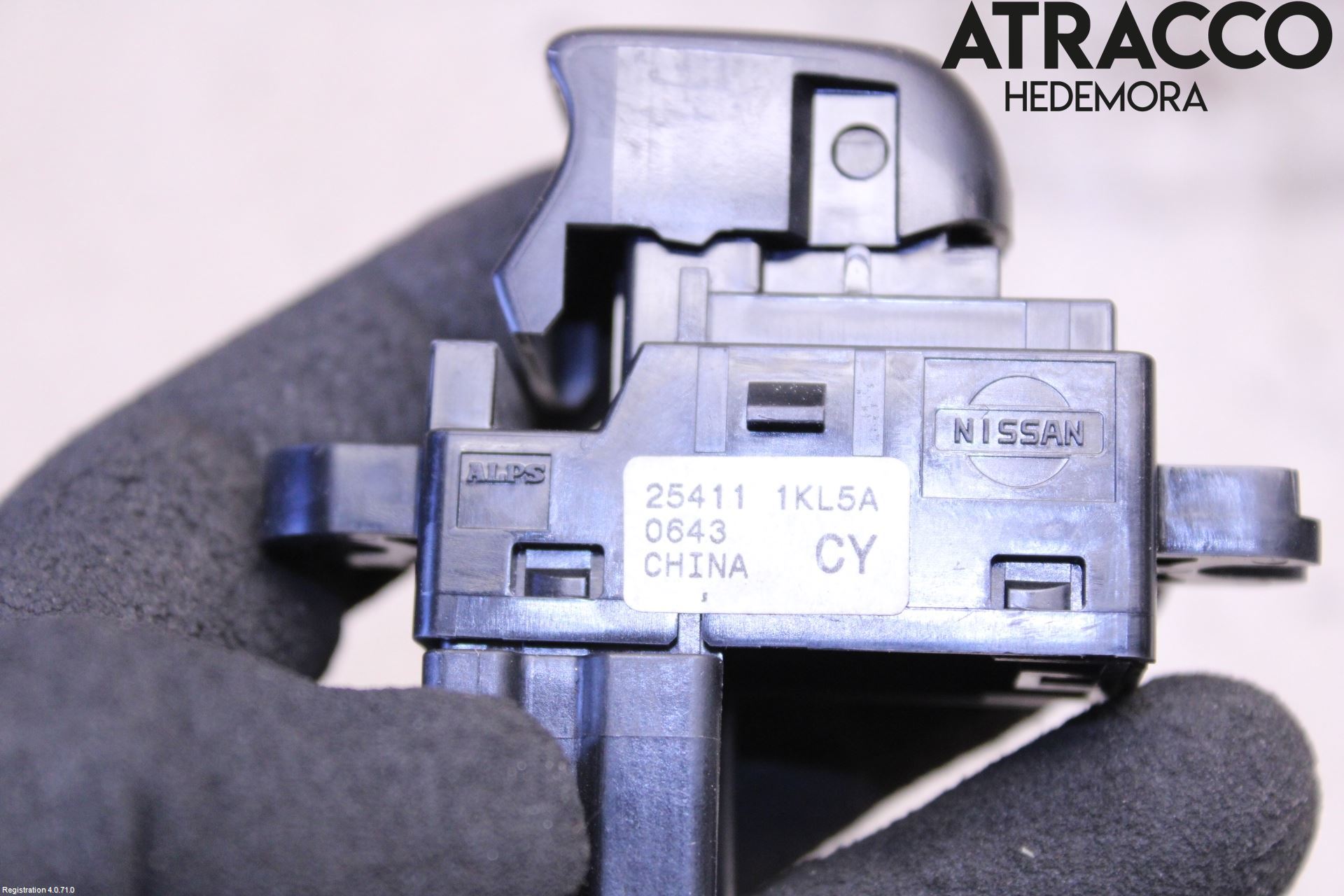 Nissan JUKE 14-19 Strömställare Elhiss