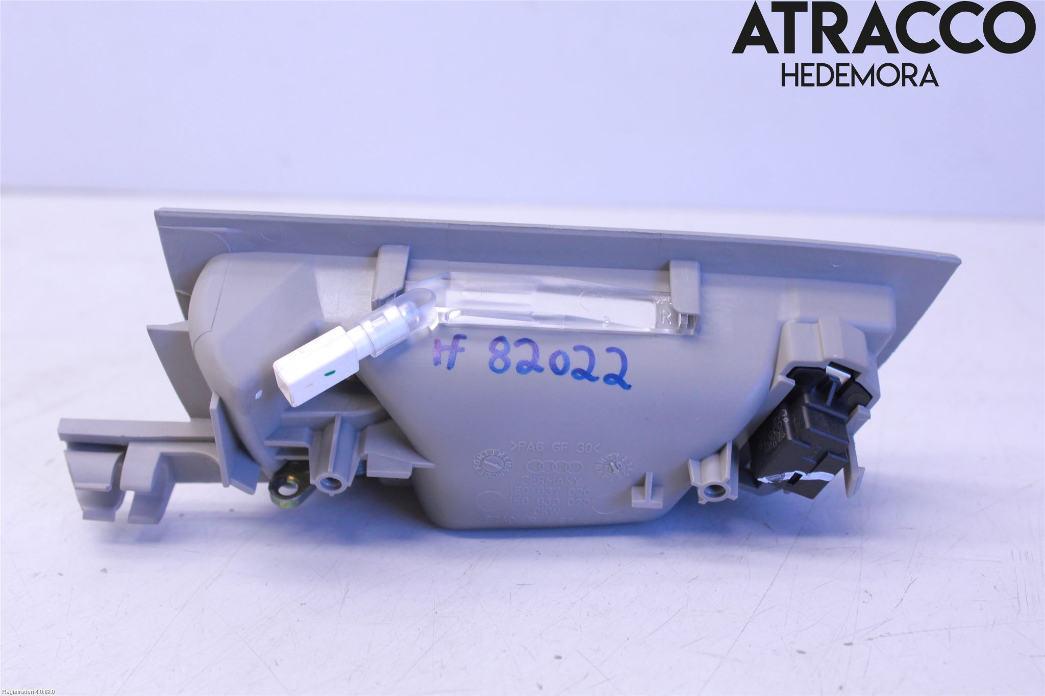 Audi A8/S8 4E  02-09 Dörrhandtag Inre Hö