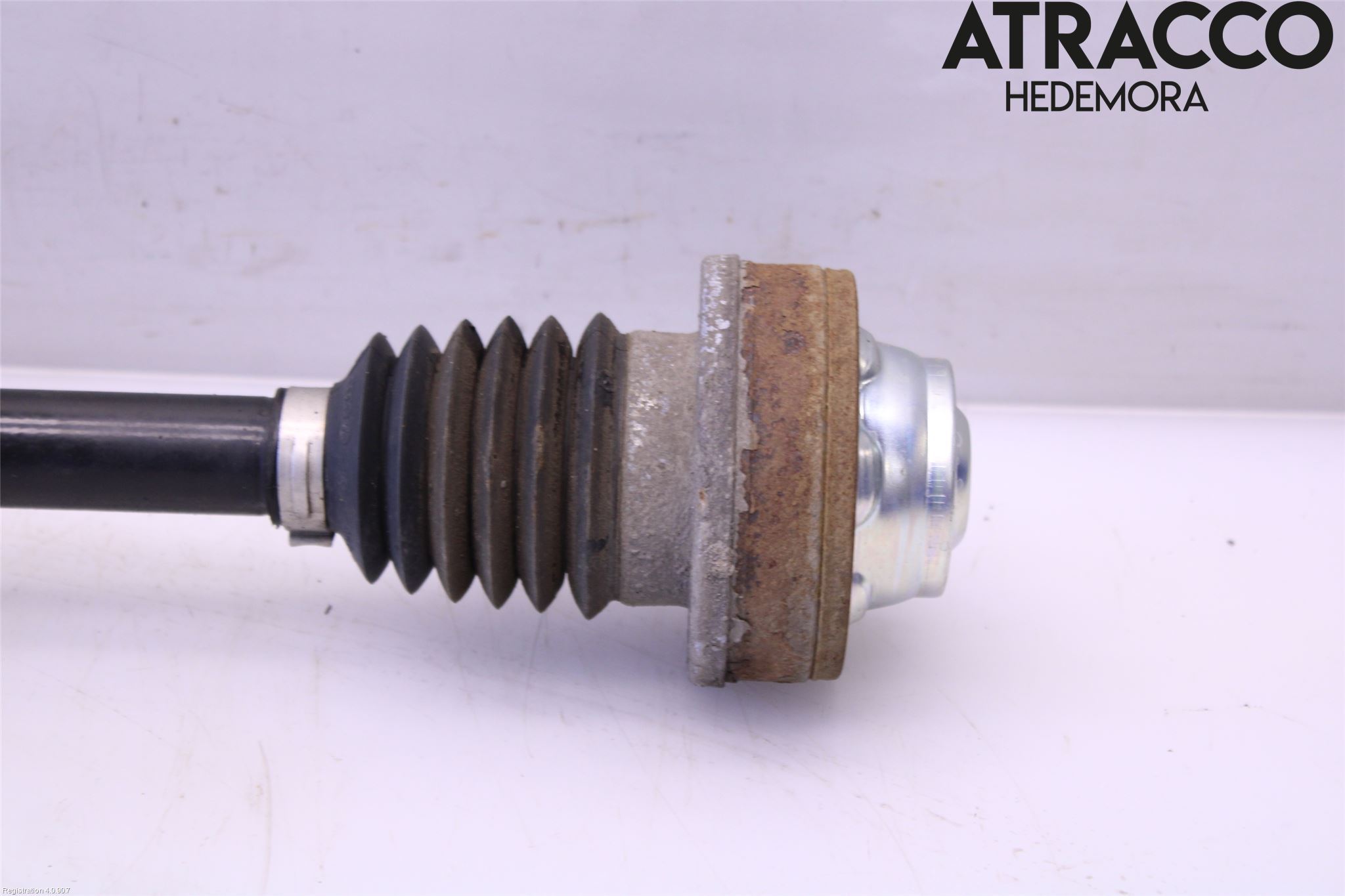 Volkswagen VW TIGUAN 16-24 Drivaxel Bak Vänster
