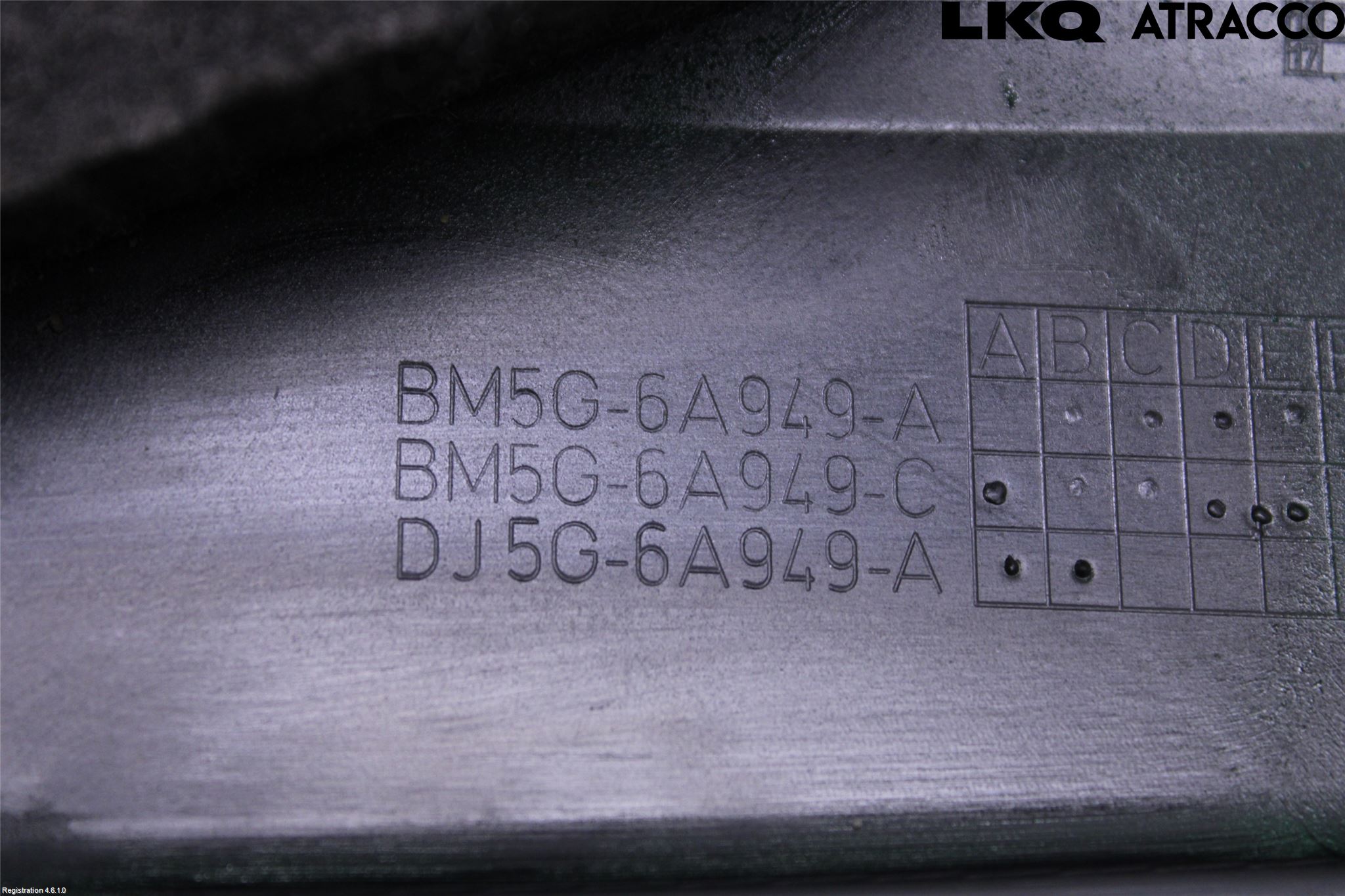 Volvo V40 12-19 Motorkåpa