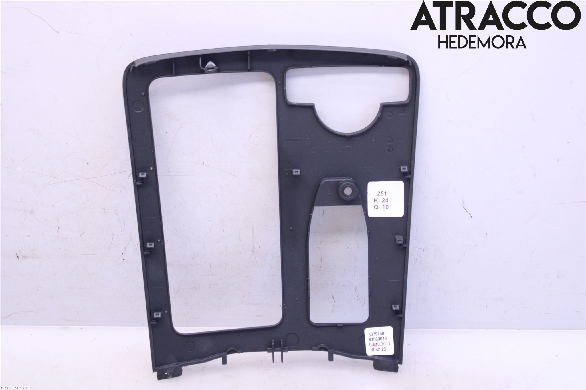 Mercedes-Benz MB C-KLASS (W204) 07-15 Instrumentkonsoll Mitt
