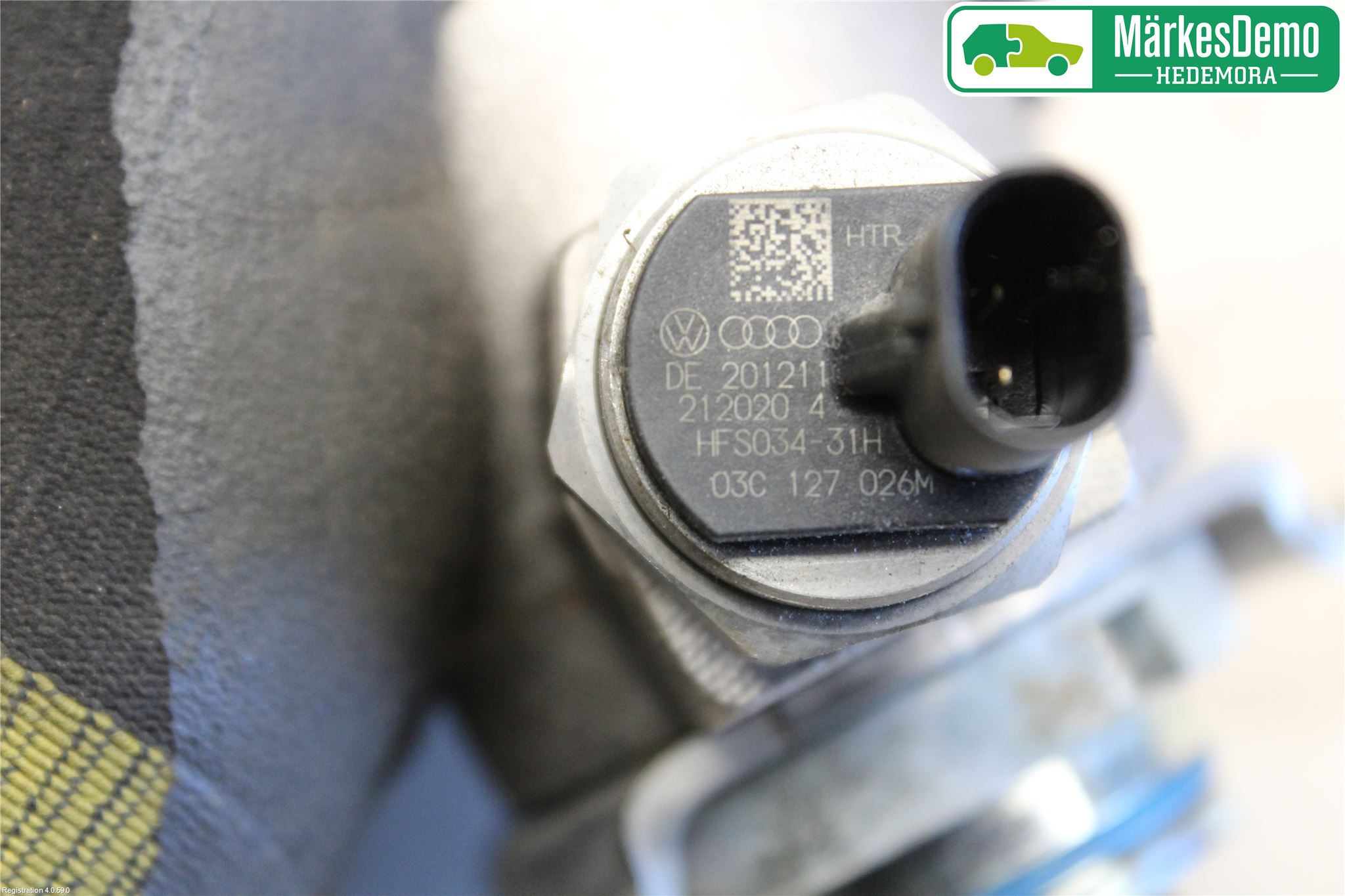 Volkswagen VW JETTA VI 11- Bränslepump Mek