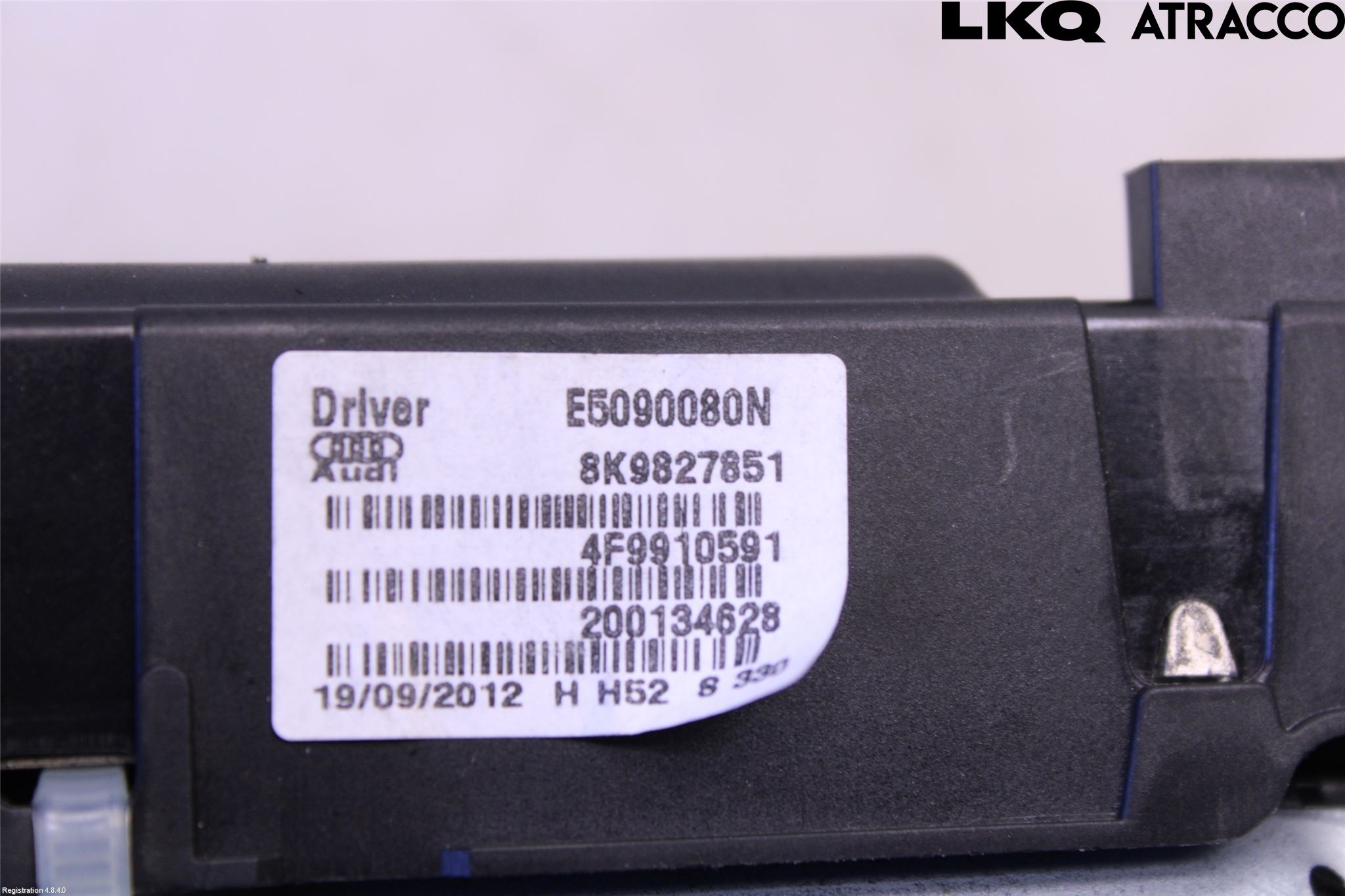 Audi A4 12-15 Bakluckeöppnare Automatisk