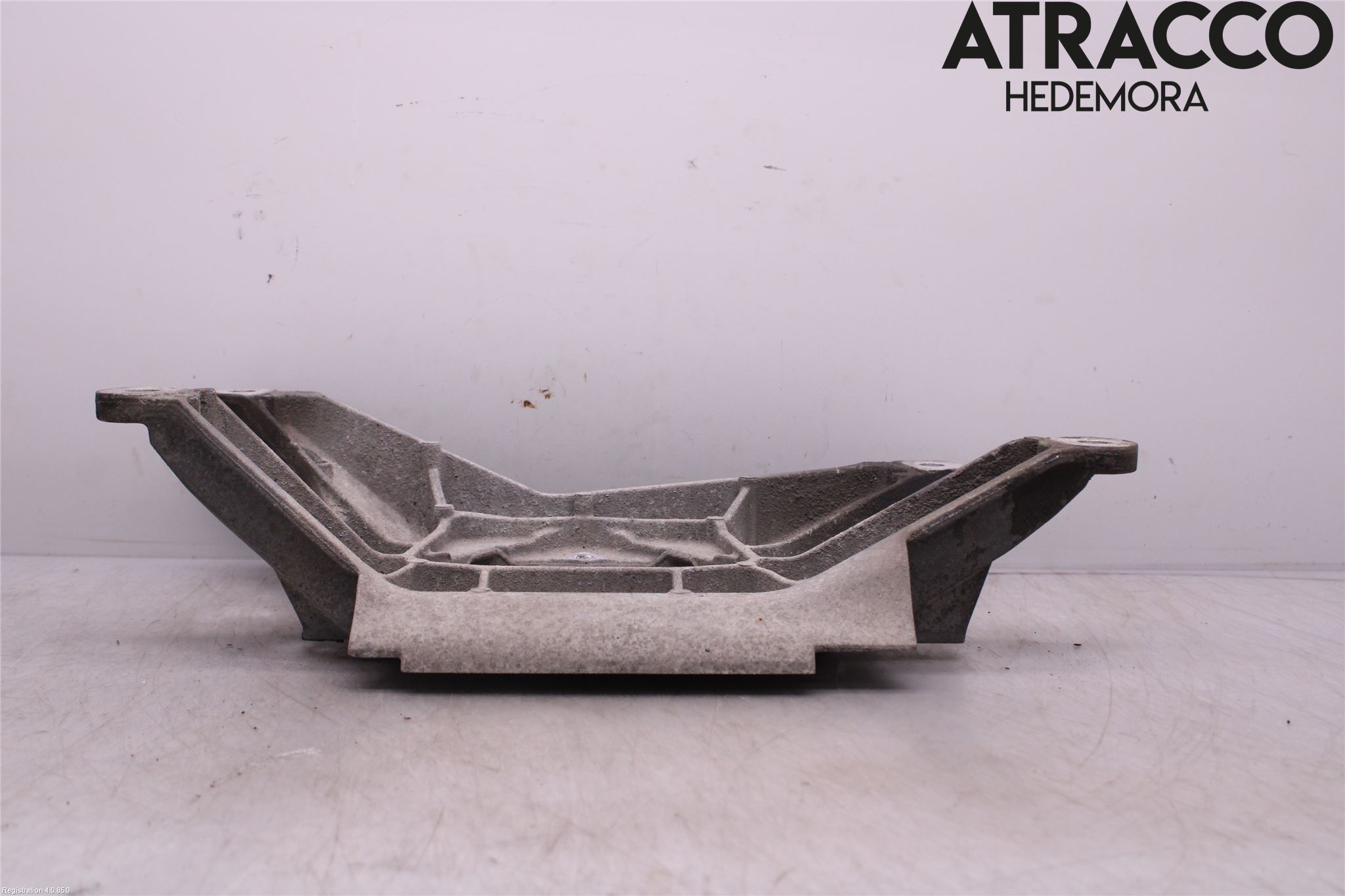 Audi A4/S4 08-11 Växellådsbalk