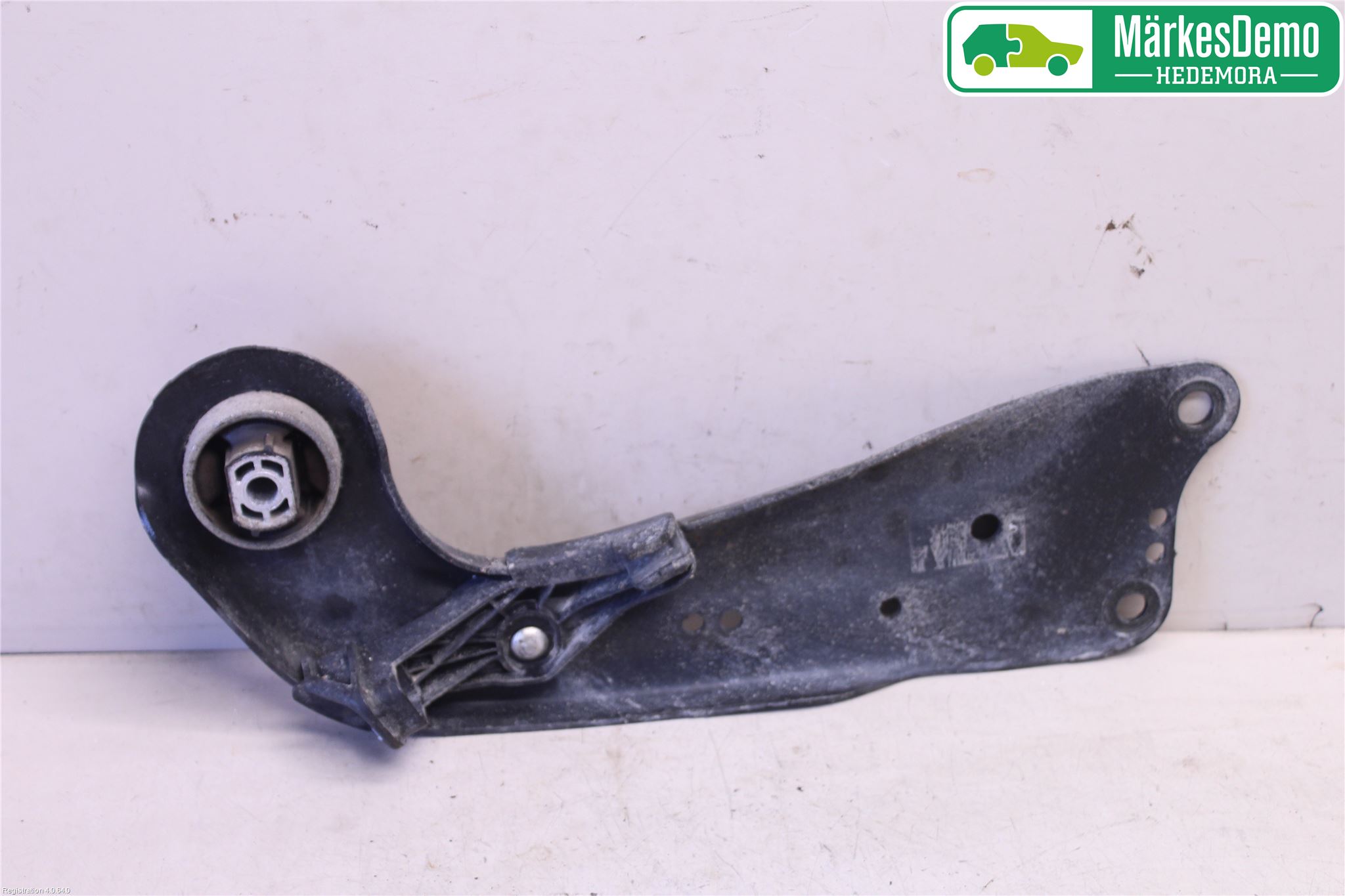Skoda OCTAVIA (5E) 13-20 Bärarm Bak Höger