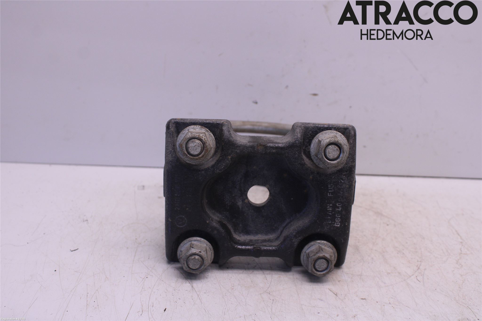 Volkswagen VW AMAROK 2H 10-22 Bakaxel Fäste