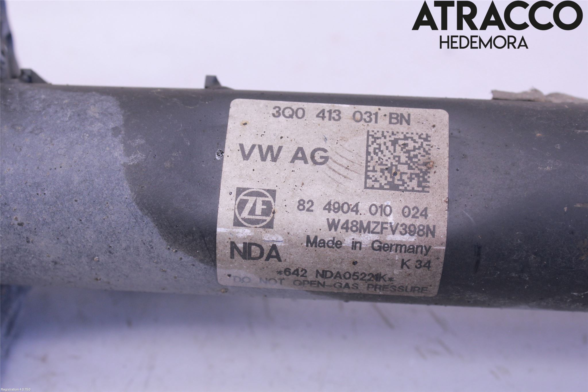 Volkswagen VW PASSAT 15-19 Fjäderben Fram Höger