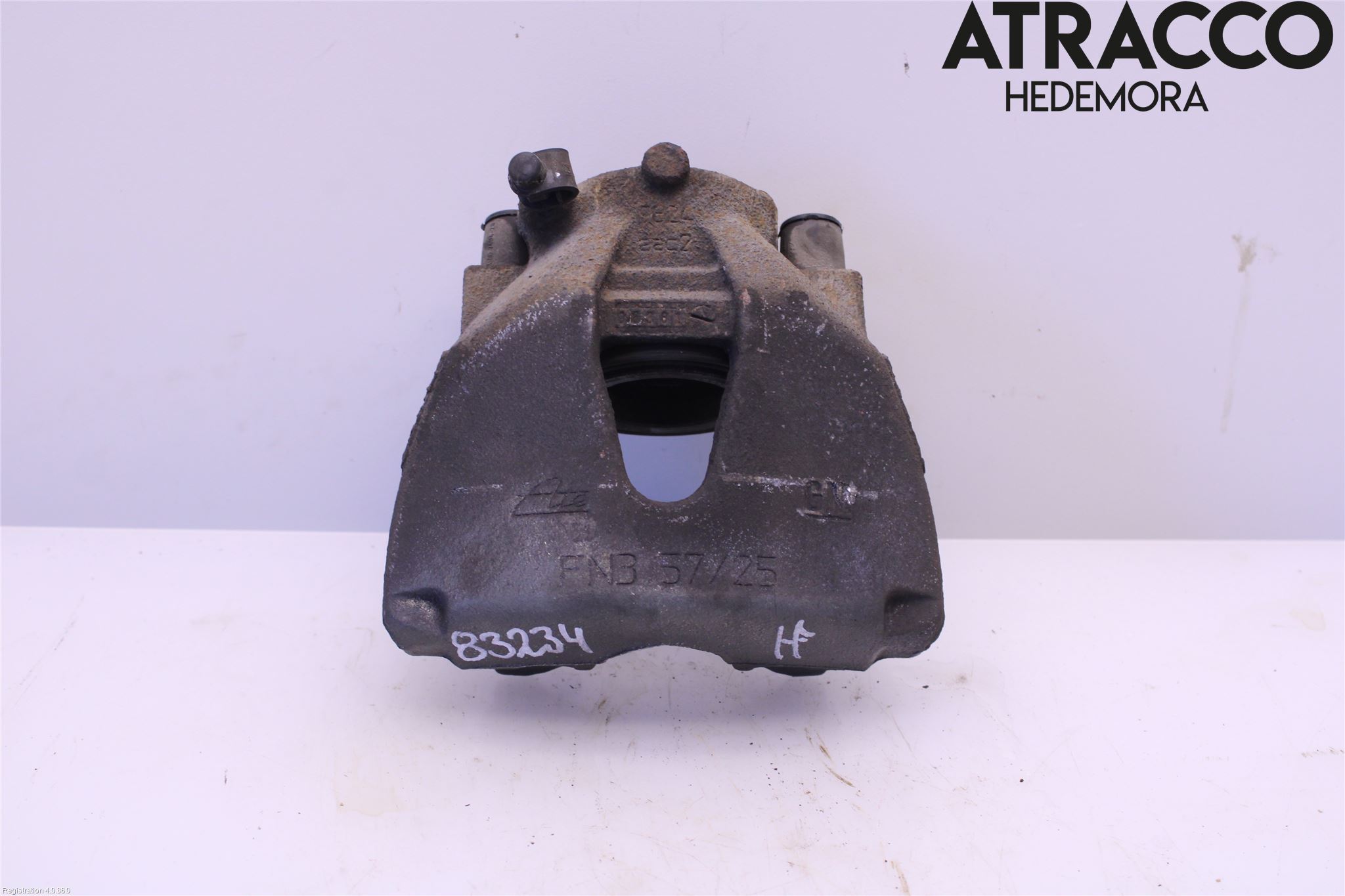 Saab 9-5     06-10 Bromsok Fram Höger