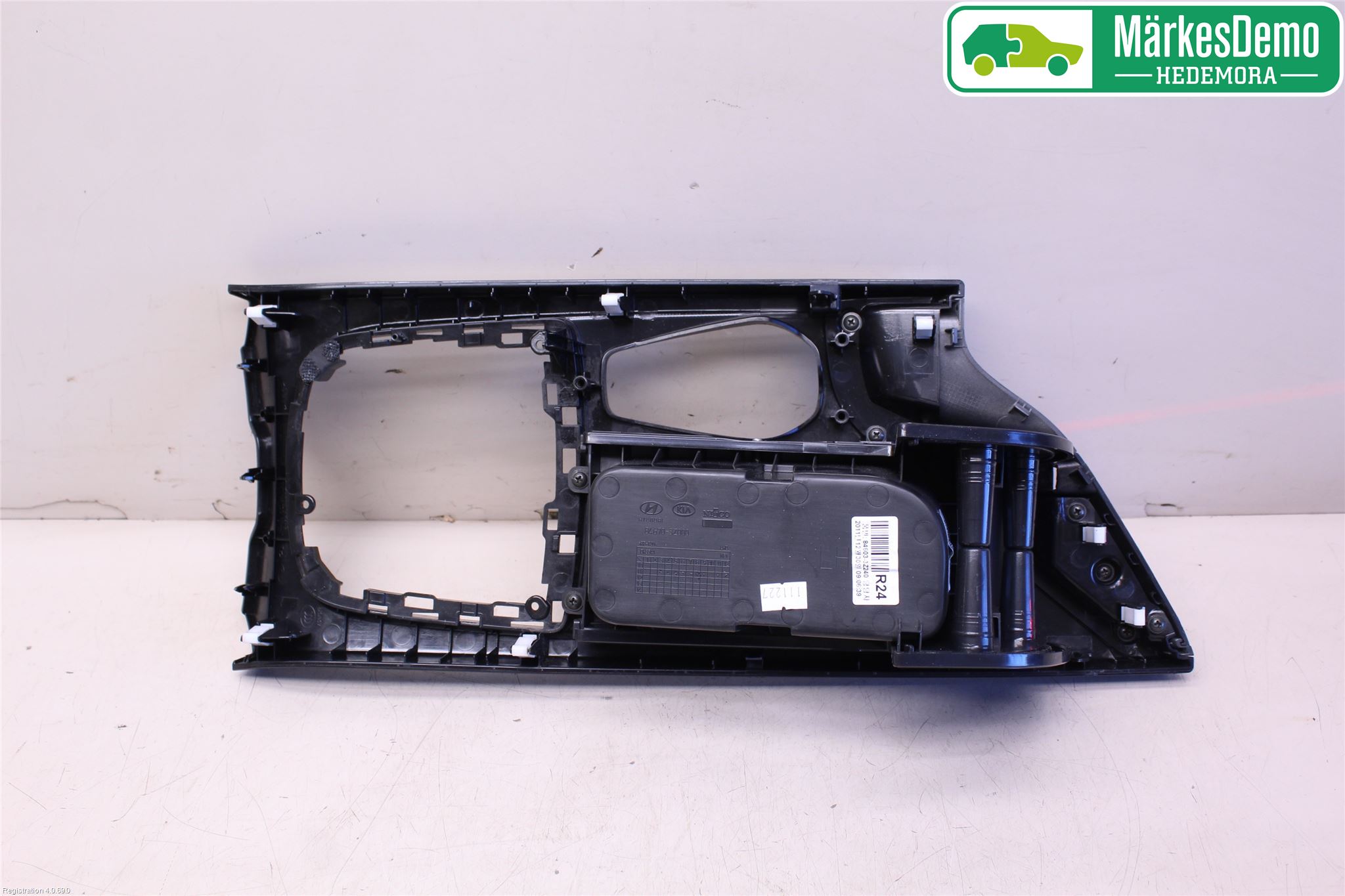 Hyundai i40 08-15 Inredning Sarg Växelspak