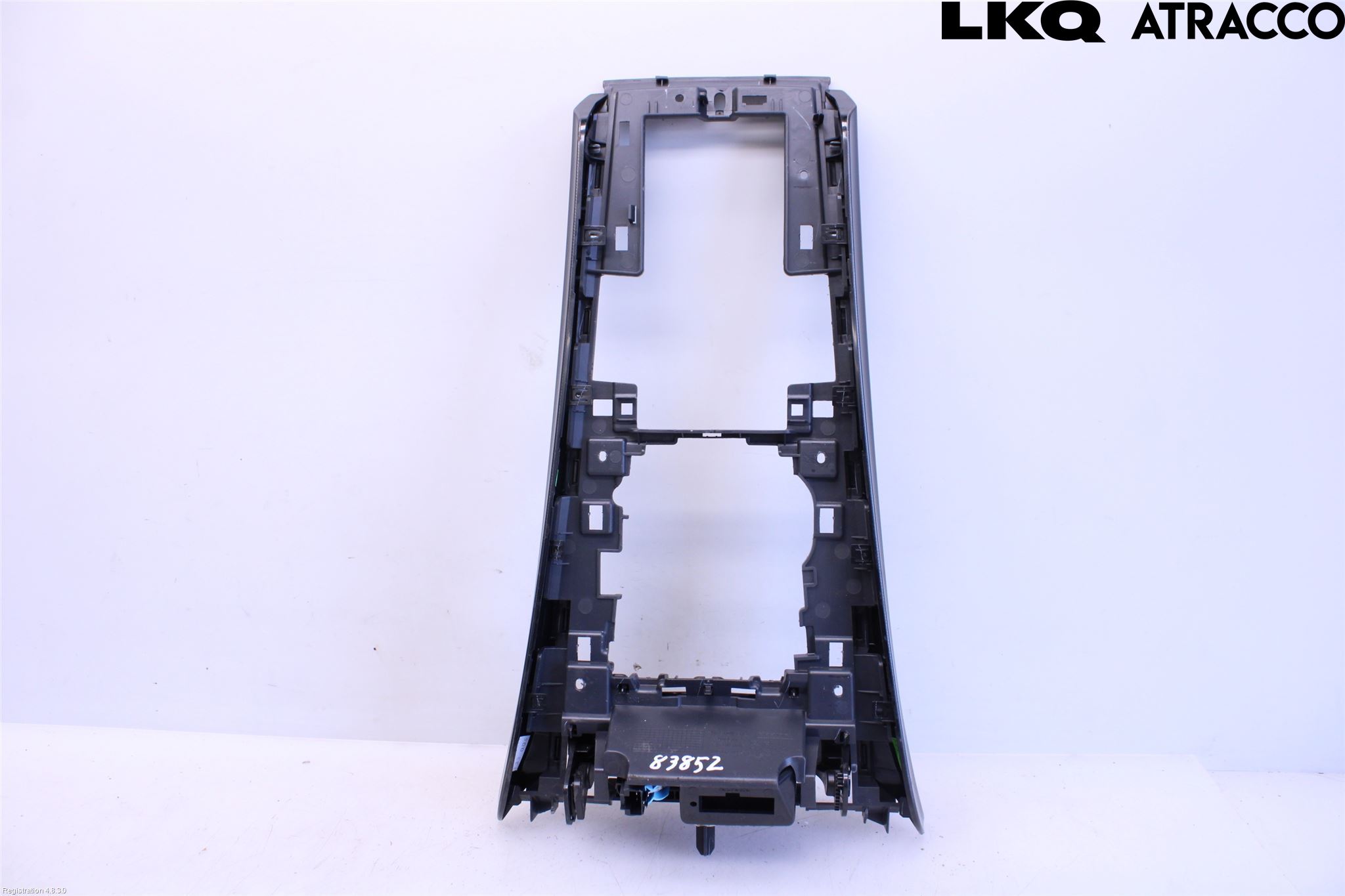 Peugeot 508 11-18 Instrumentkonsoll Mitt