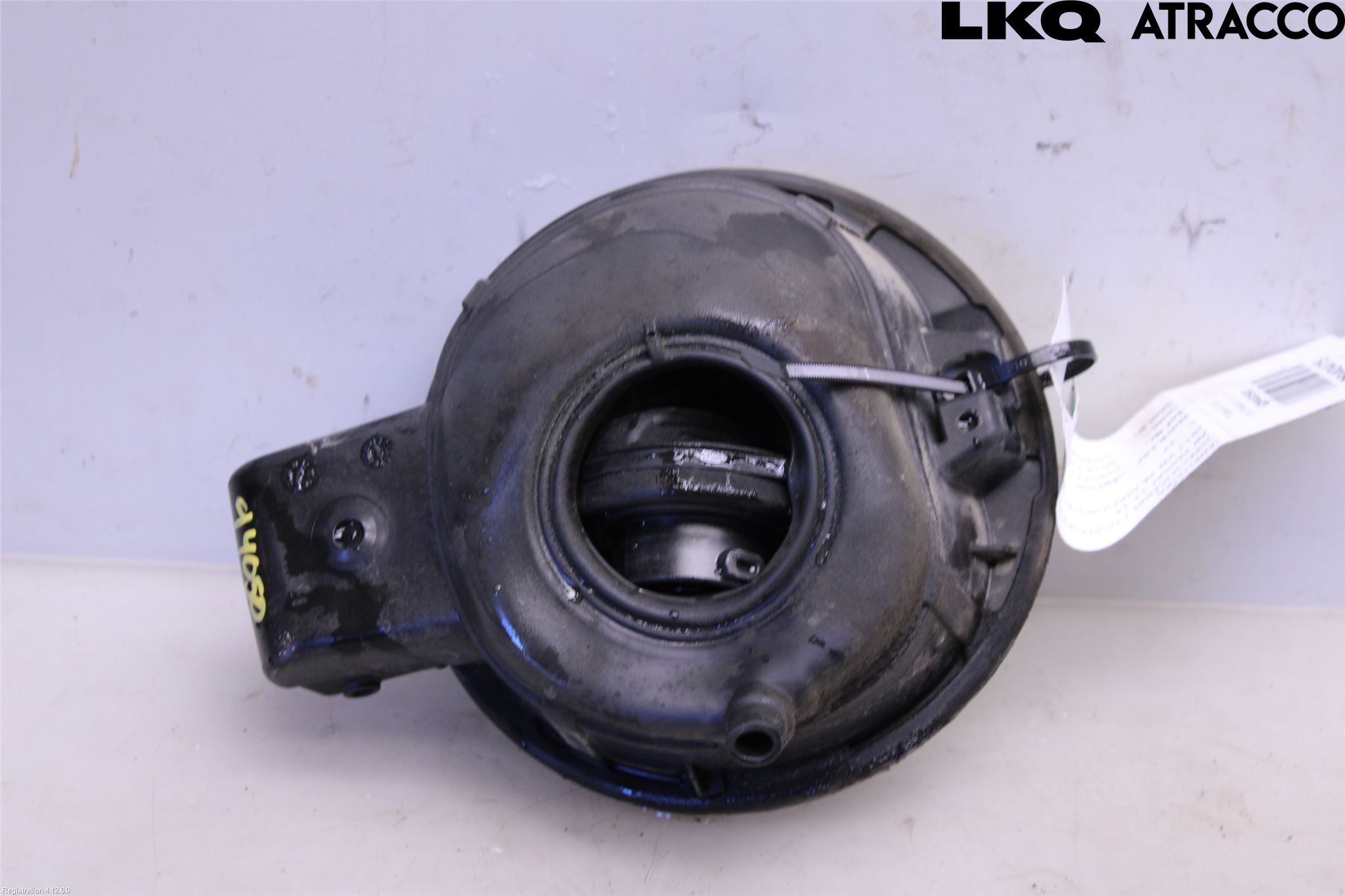 Volkswagen VW PASSAT 11-14 Tanklucka