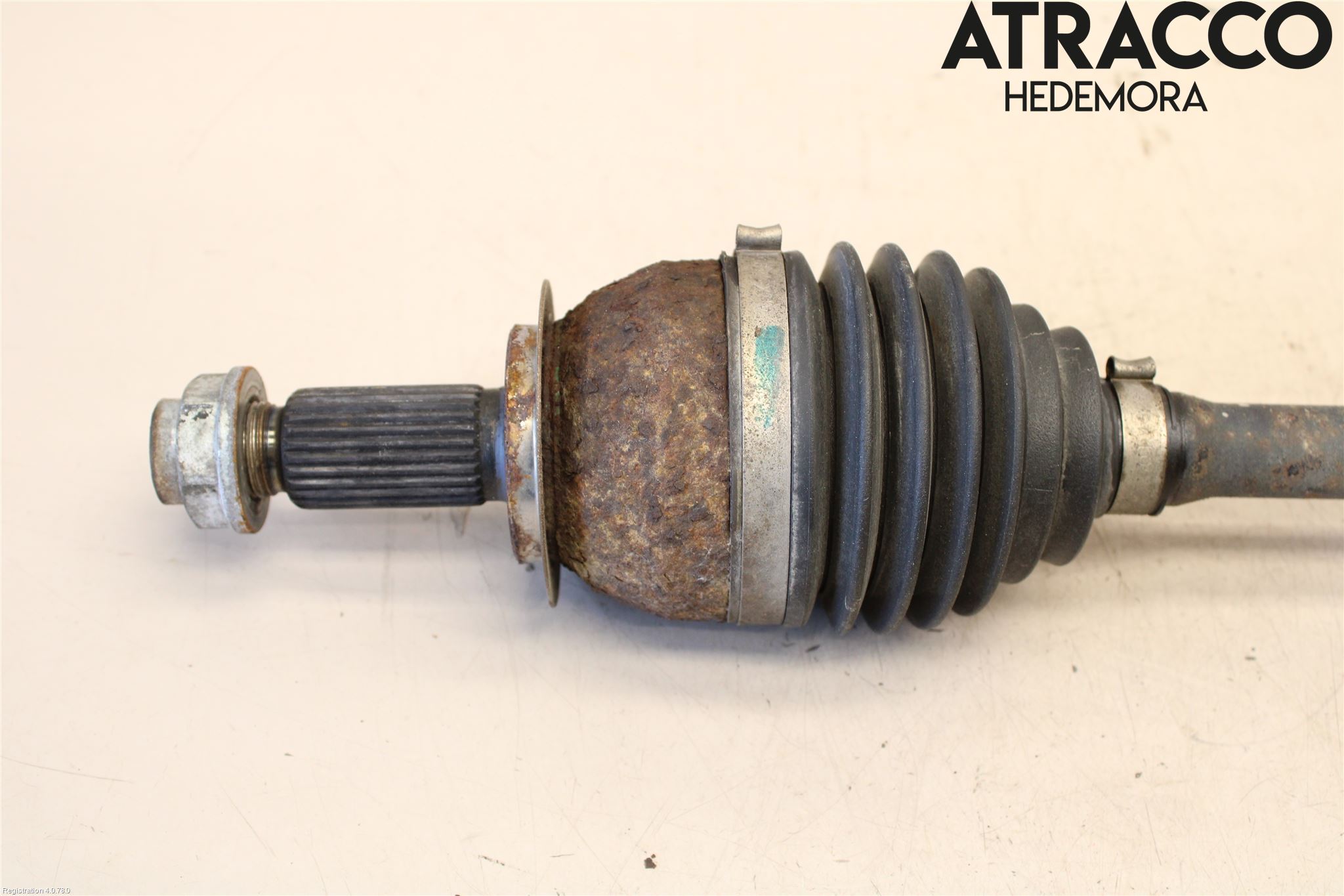 Subaru OUTBACK 10-15 Drivaxel Fram Vänster
