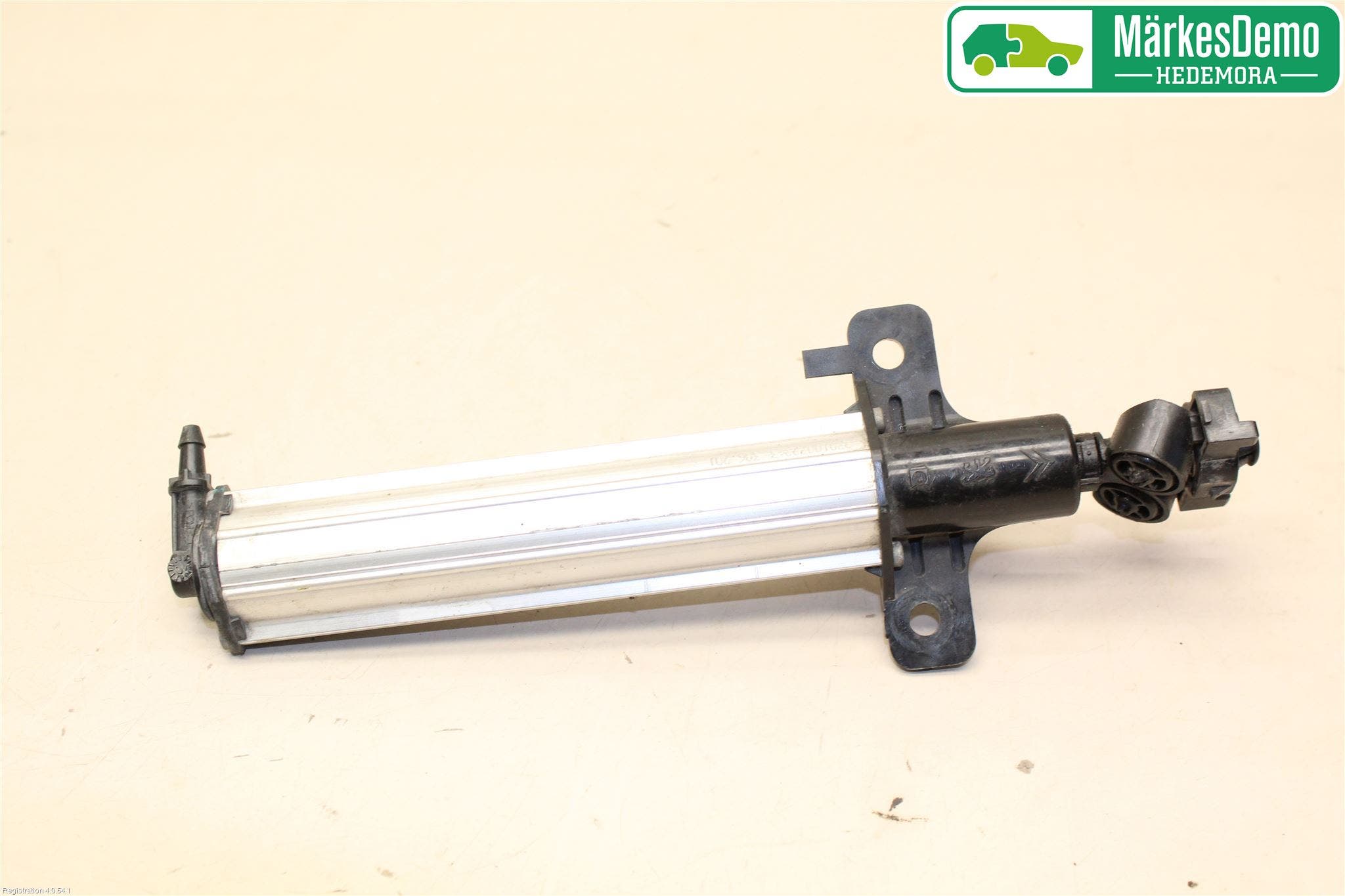 Renault LAGUNA III 11-15 Spolarmunstycke Strålkastare