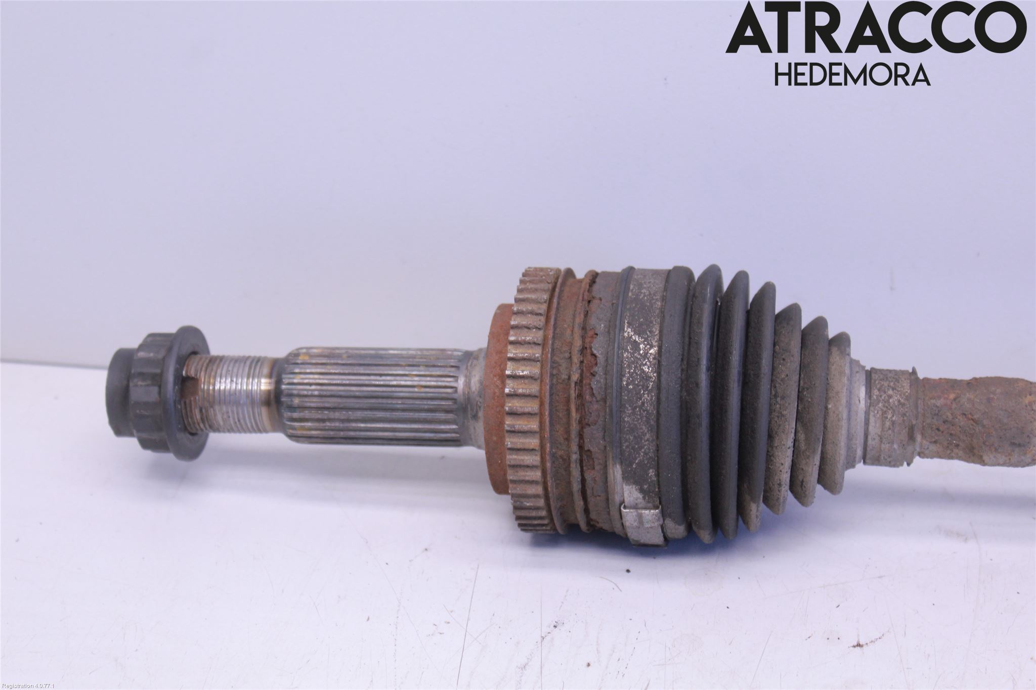 Toyota URBAN CRUISER Drivaxel Bak Höger