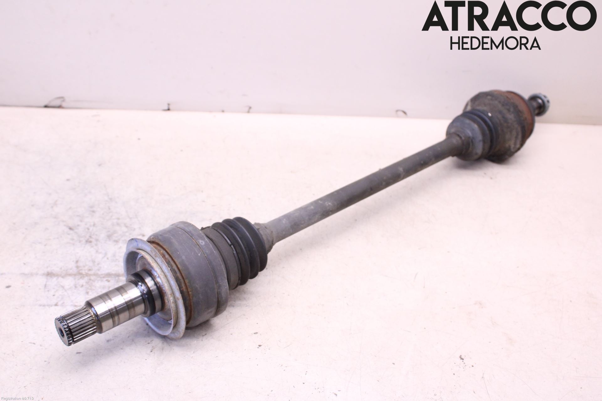 Mercedes-Benz MB E-KLASS (W211) 02-09 Drivaxel Bak Vänster