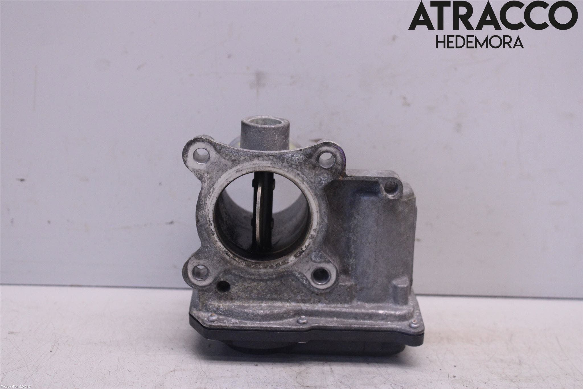 Toyota YARIS XP130 12-14 Injspjällhus