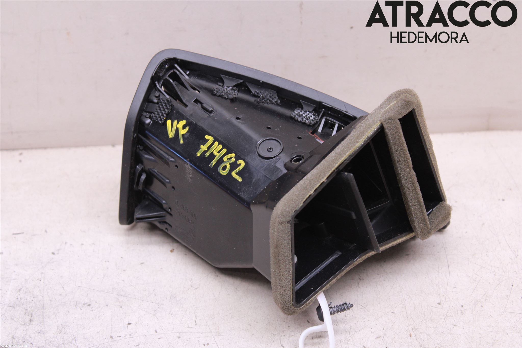 Ford GRAND C-MAX  11-14 Defrosterkanal-Munstycke