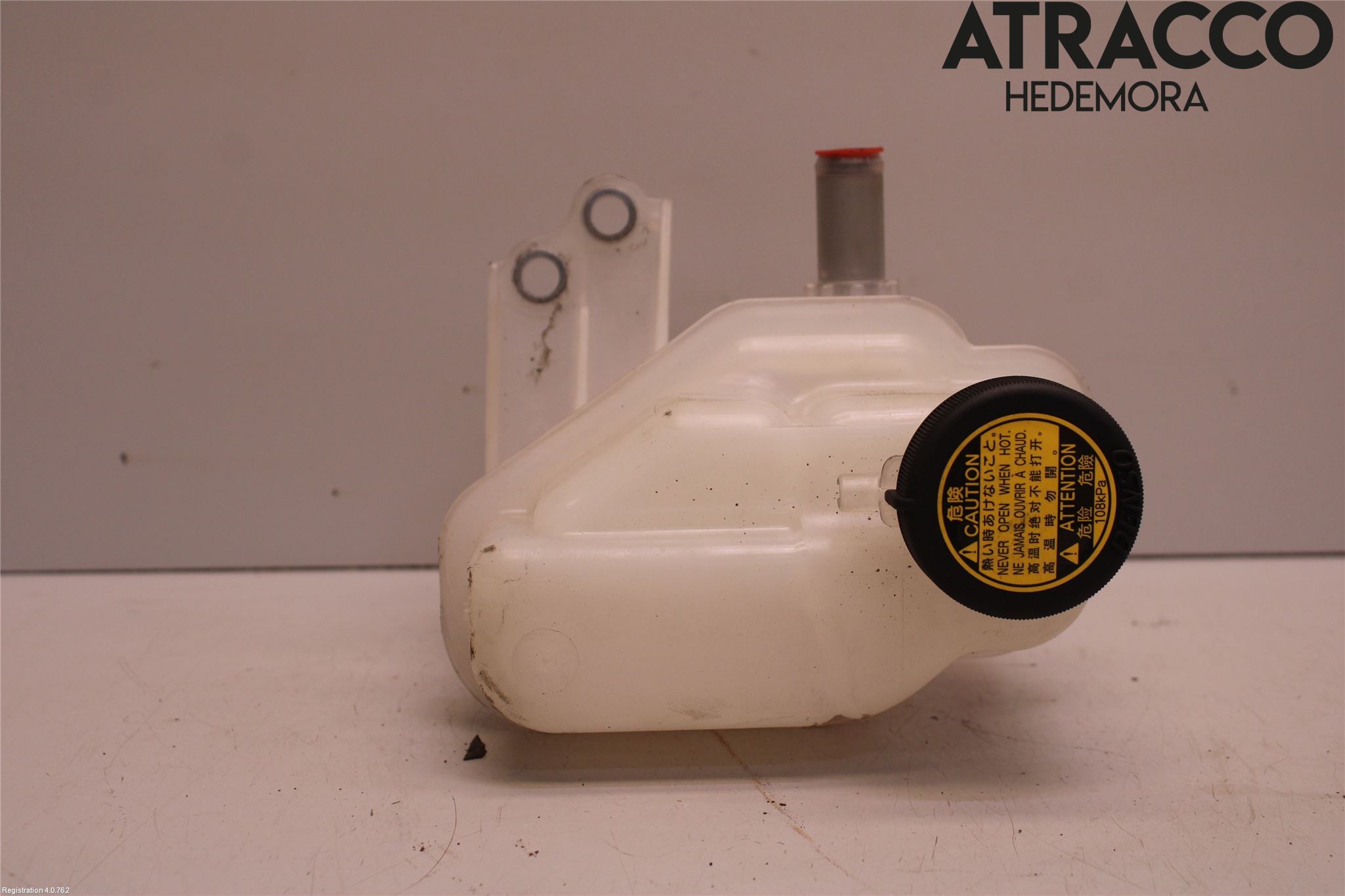 Toyota YARIS XP130 12-14 Expansionstank