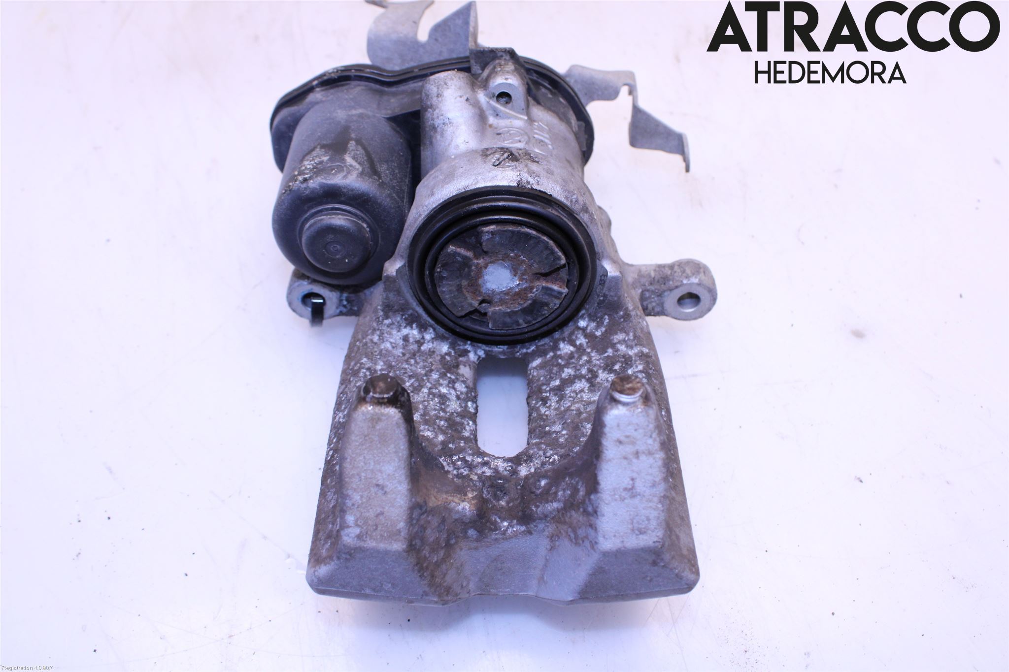 BMW 5 G30/G31/F90 17-23 Bärarm Bak Höger