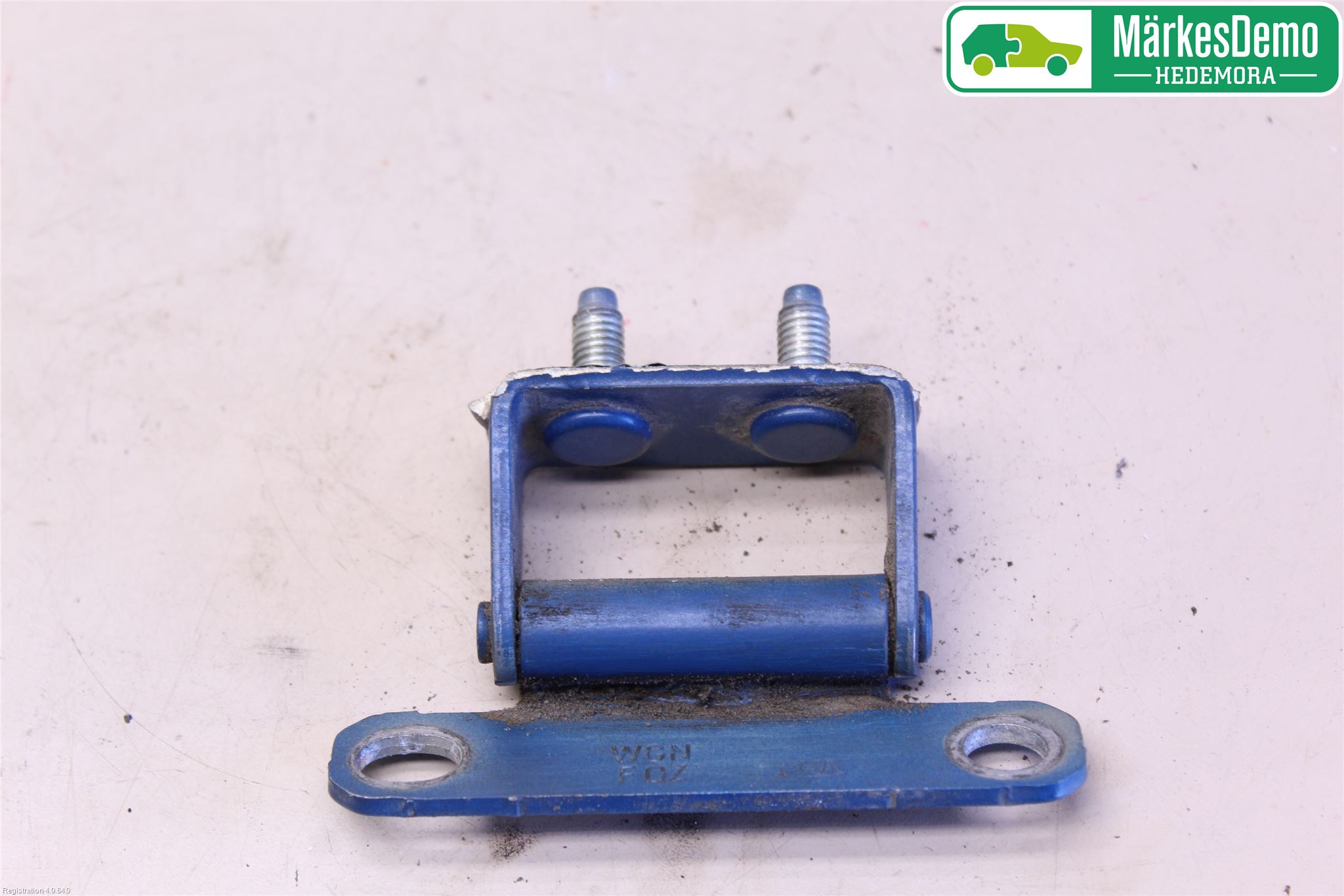 Kia CEED 06-12 Bakluckegångjärn Hö