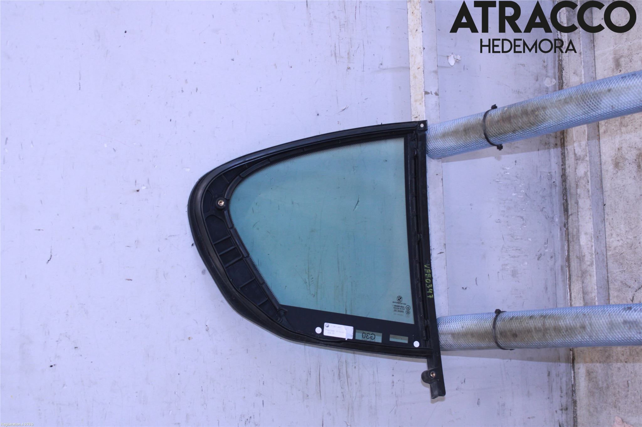 BMW 5 G30/G31/F90 17-23 Dörruta Bak Lilla Vä