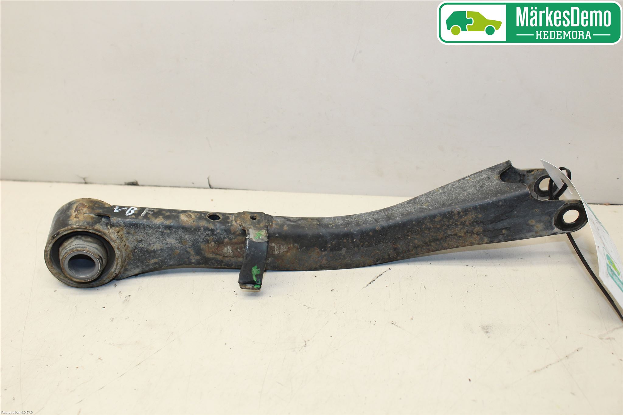 Subaru OUTBACK 10-15 Bärarm Bak Vänster