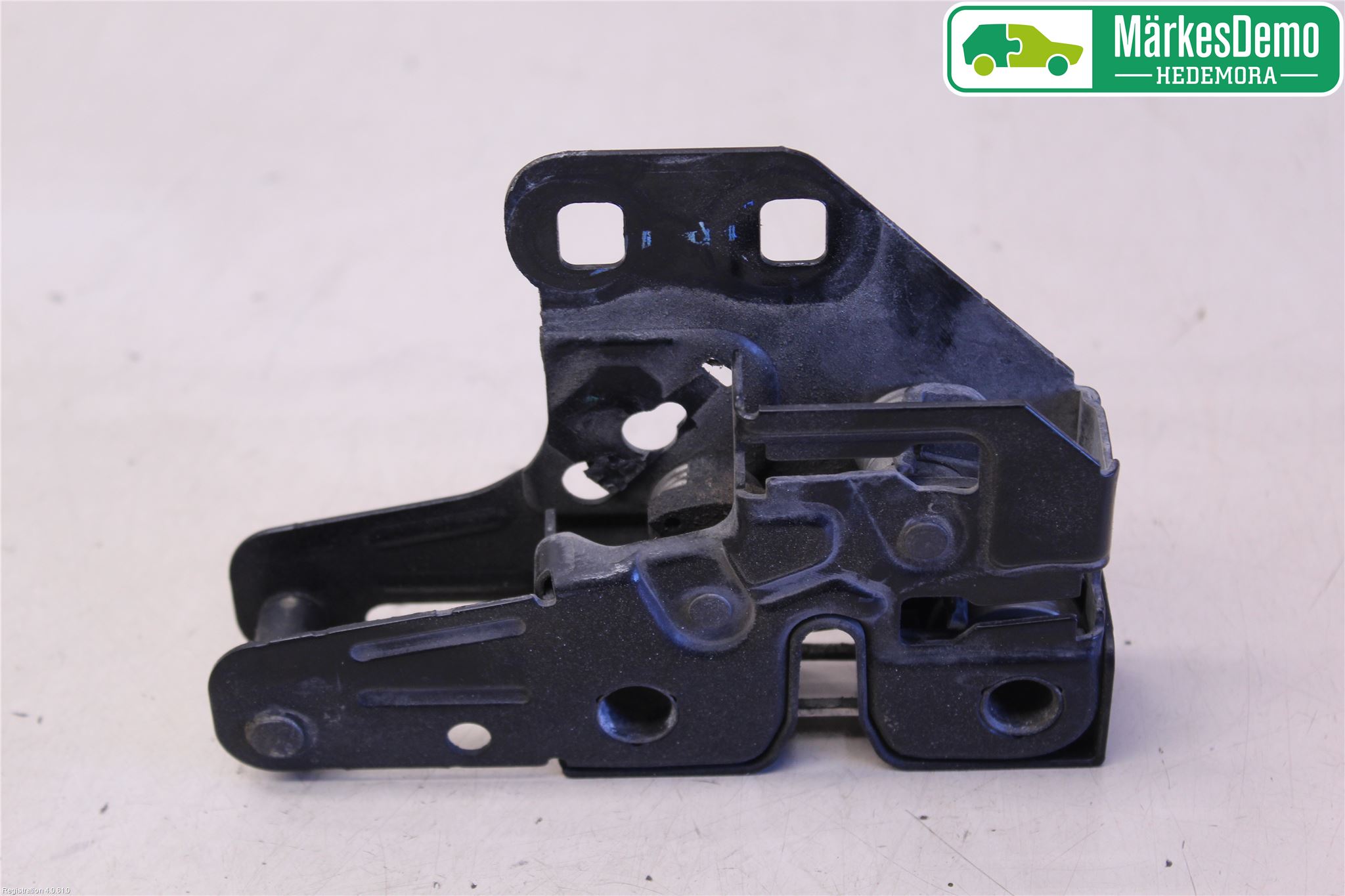 Audi A4/S4 05-07 Huvlås