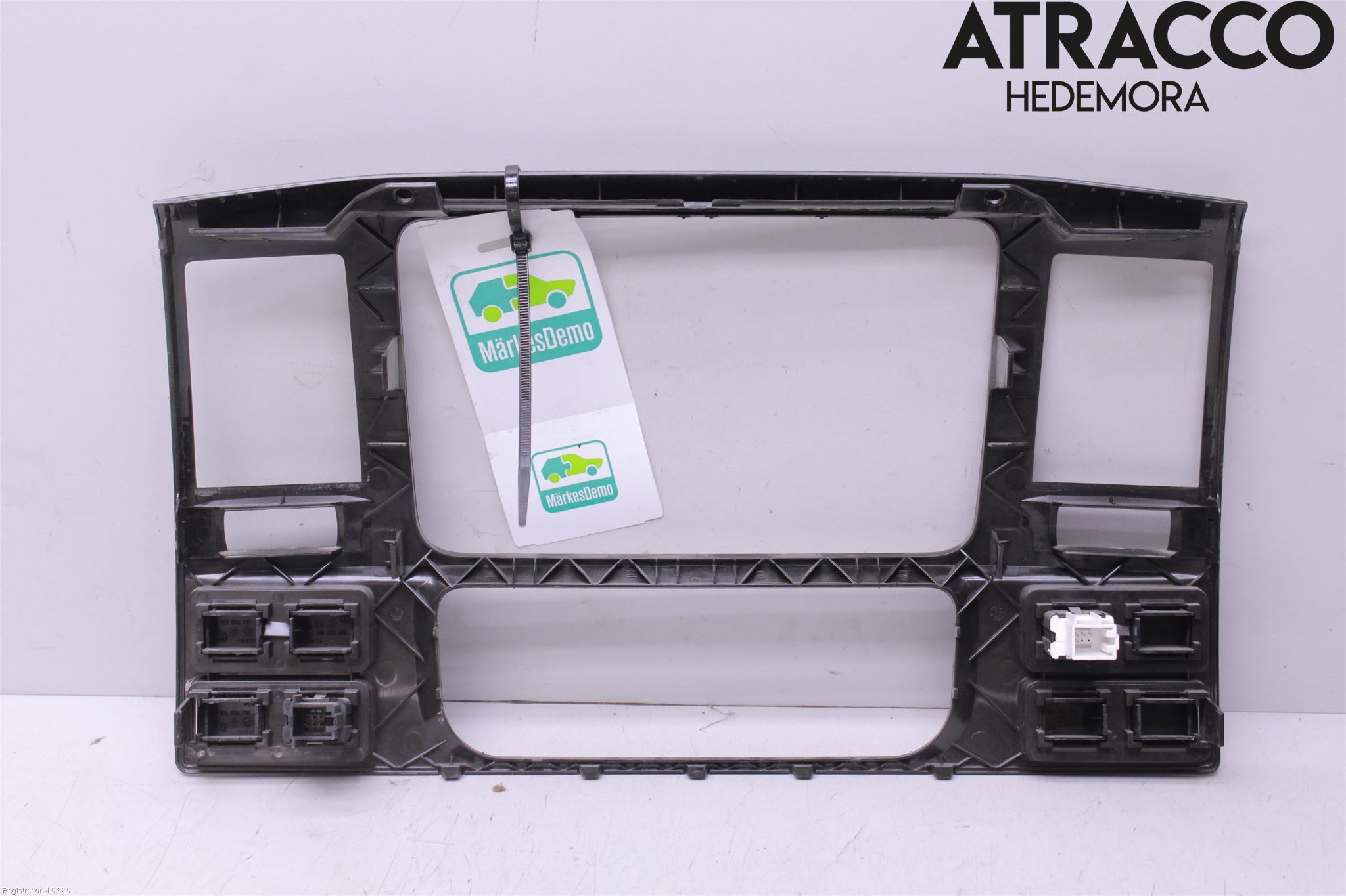 Volkswagen VW TRANSP/CARAVELLE (T5) 04-15 Instrument-Radio Sarg