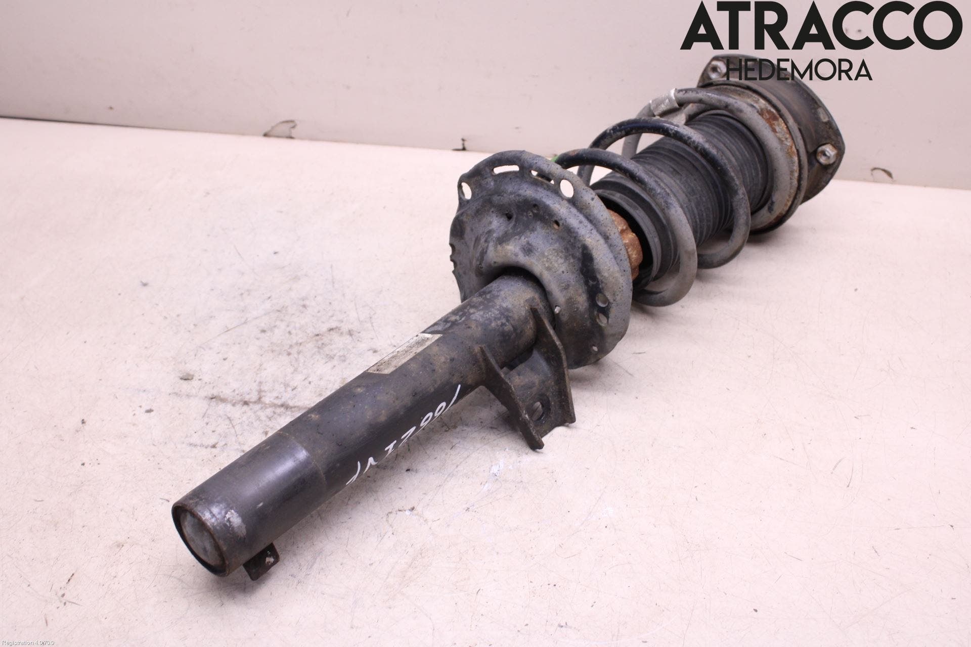 Volkswagen VW GOLF / E-GOLF VII 13-20 Fjäderben Fram Vänster