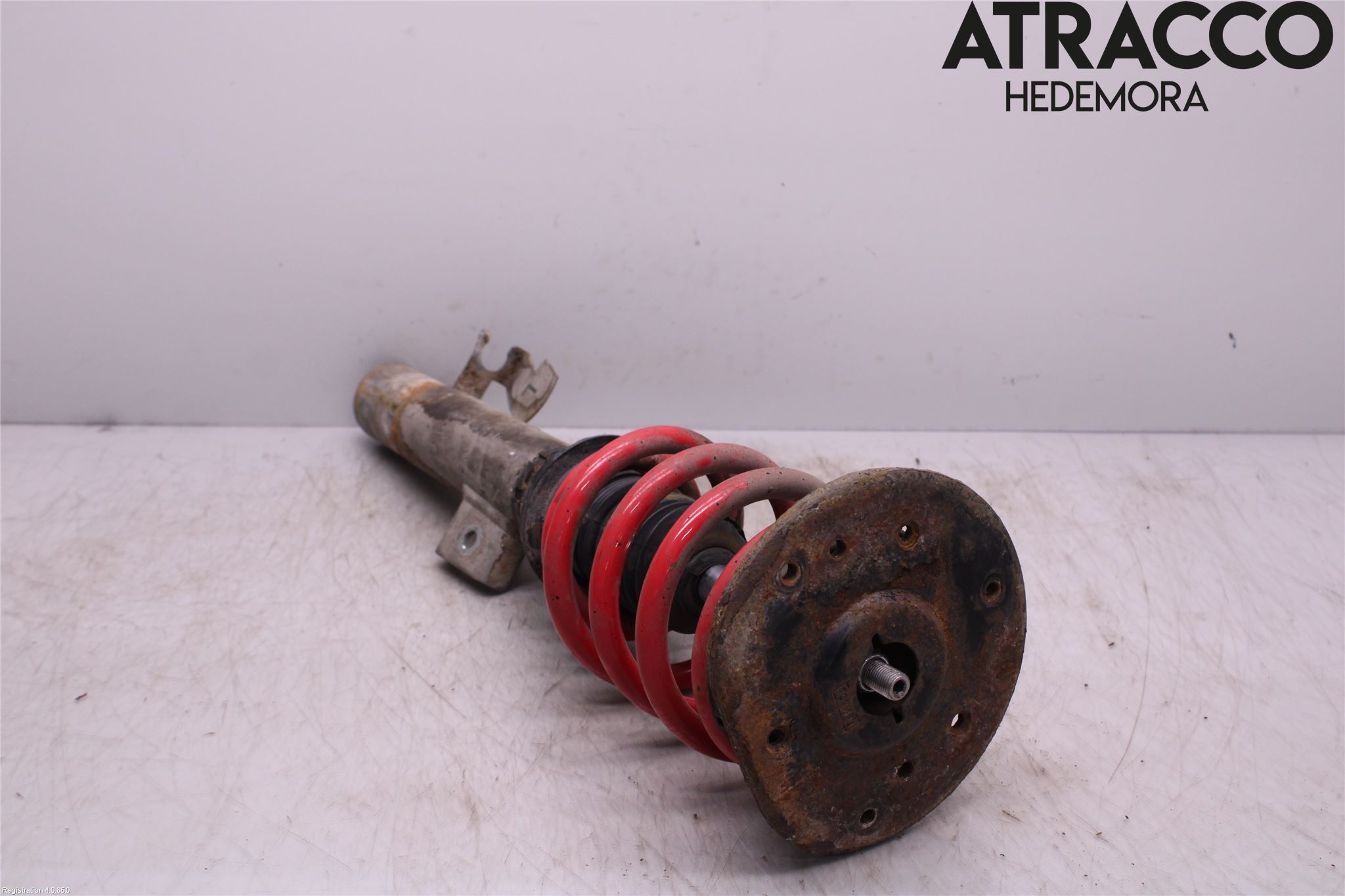 Volvo V70 08-13 Fjäderben Fram Höger